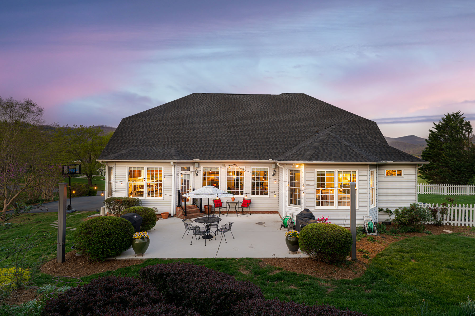 9 Meadow Glen Drive