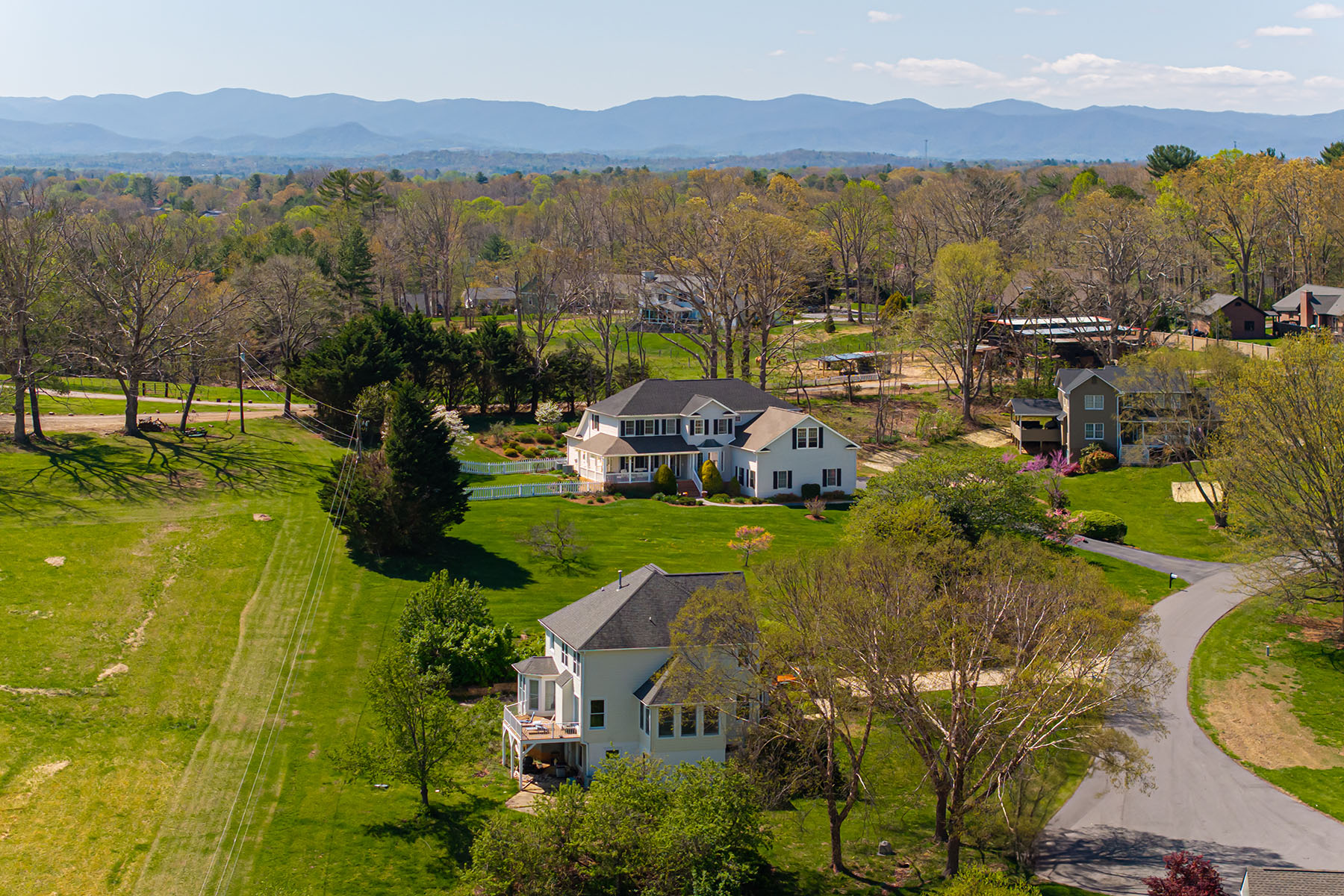 9 Meadow Glen Drive
