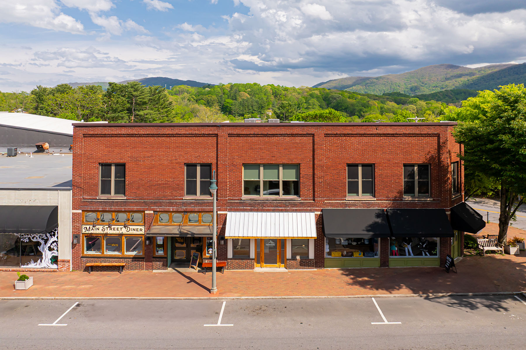 14 N Main Street , 2