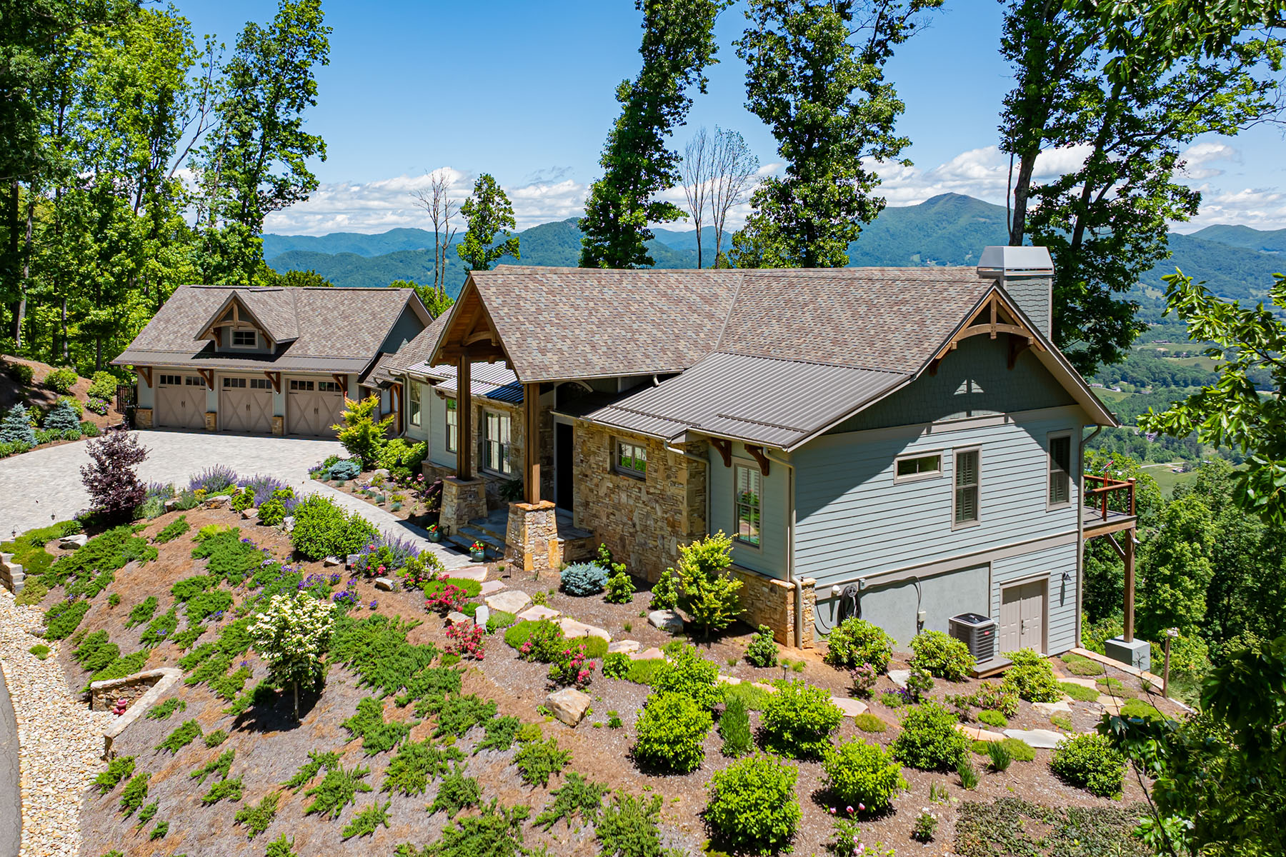 442 Signature Row Boulevard