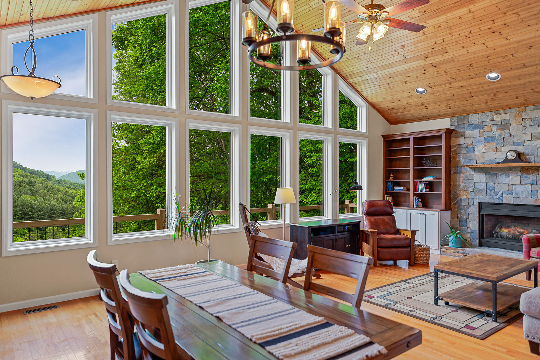 283 Grapevine Cove