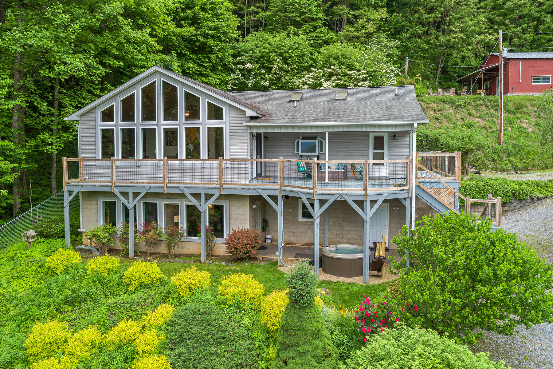 283 Grapevine Cove