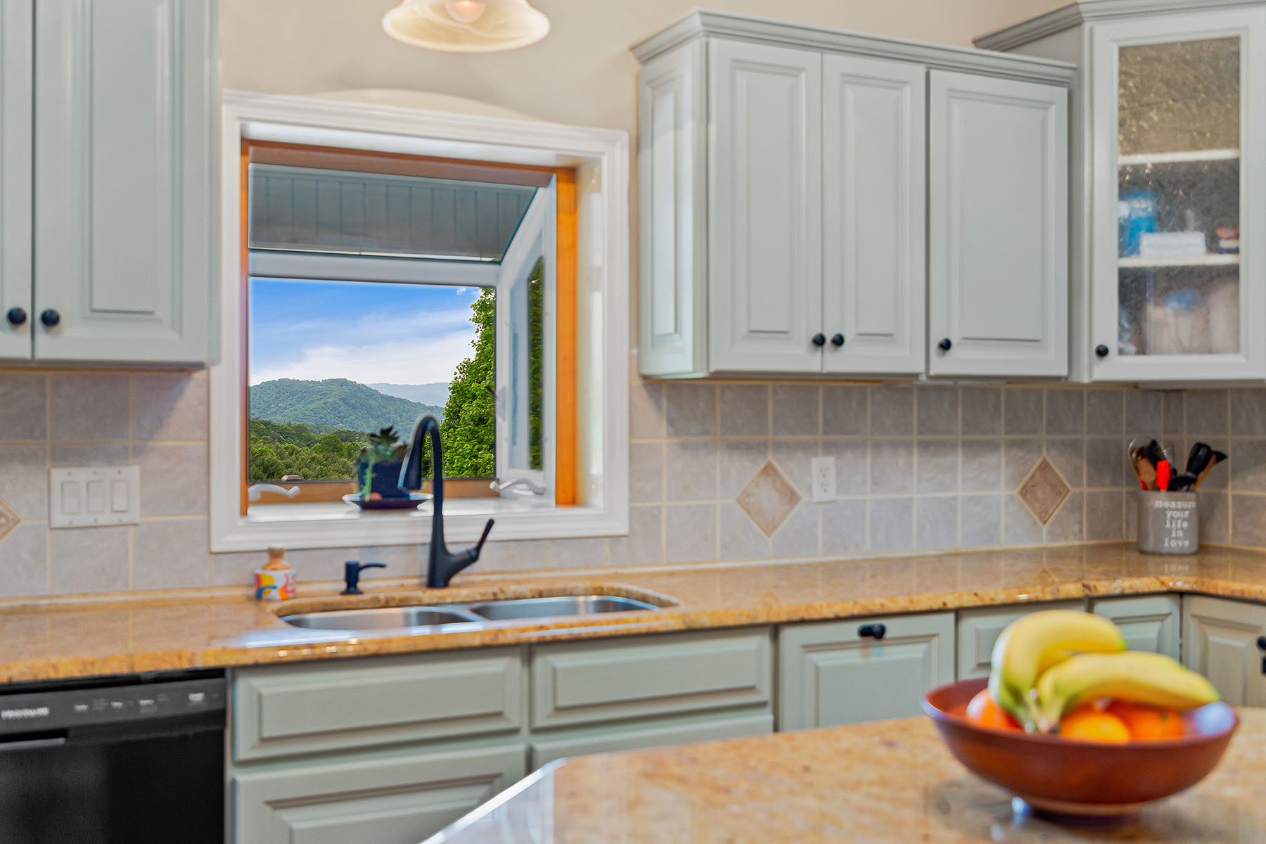 283 Grapevine Cove