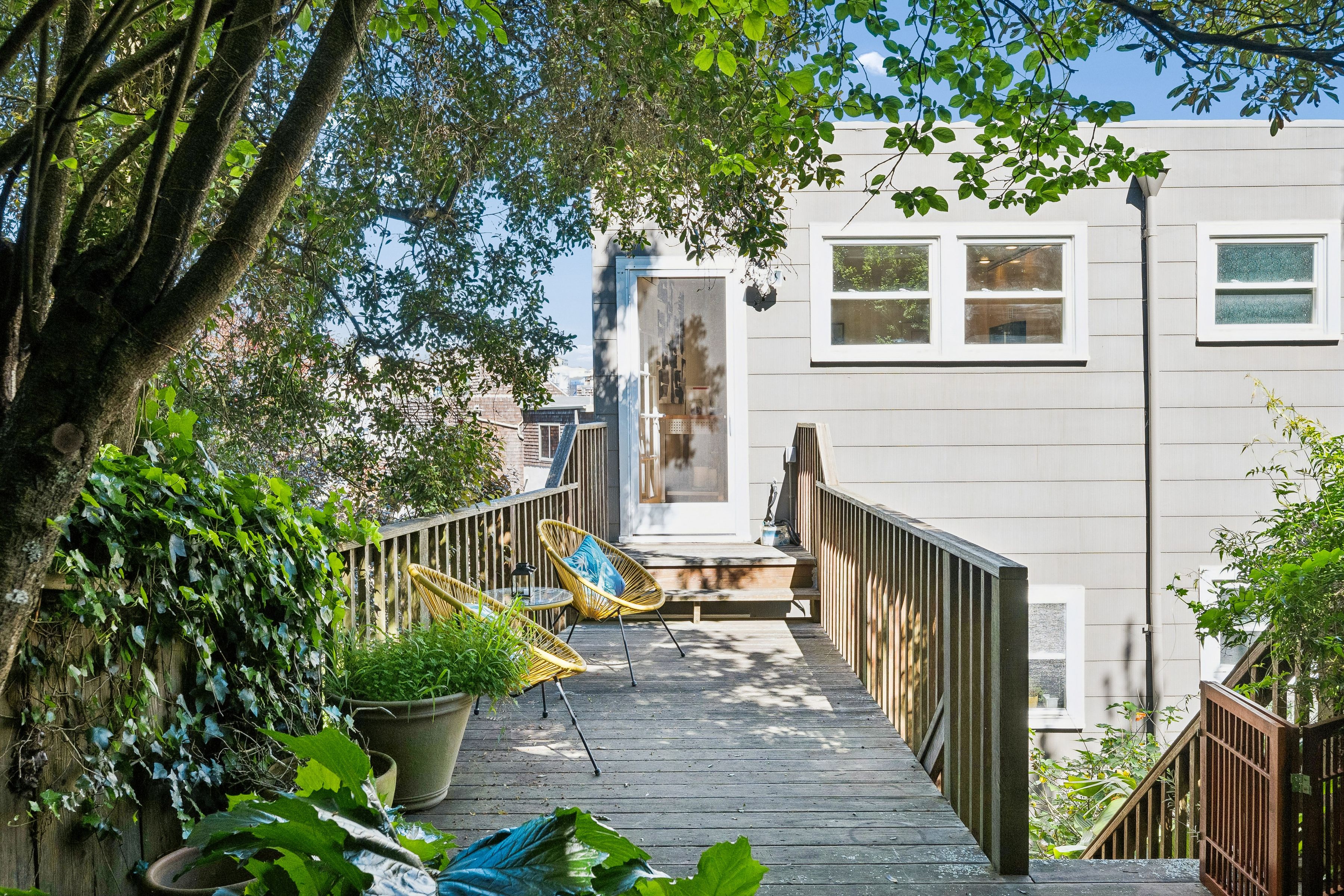 468 Corbett Avenue 