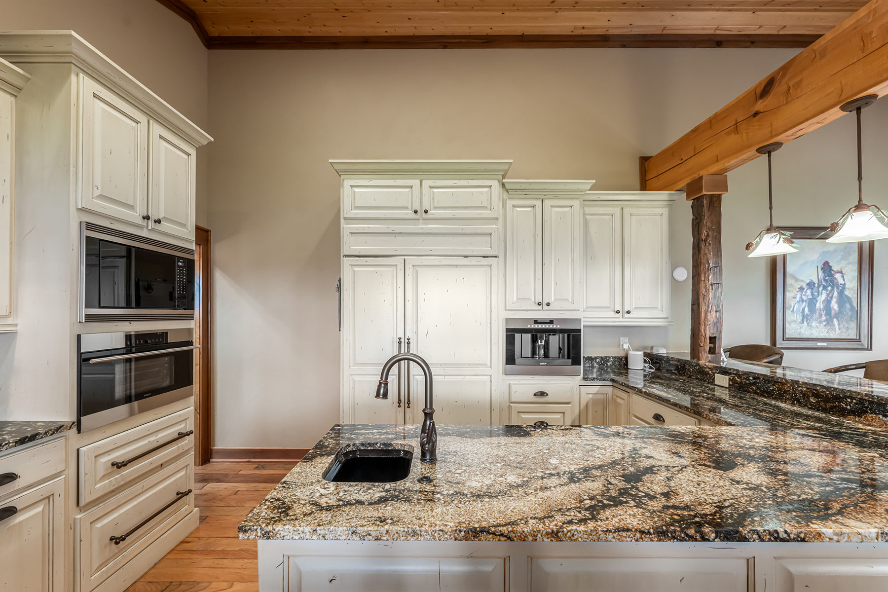 242 Anisidi Trail