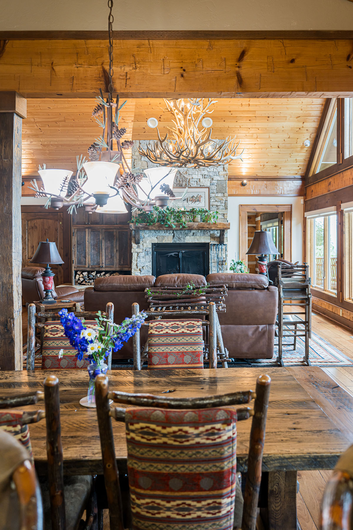 242 Anisidi Trail