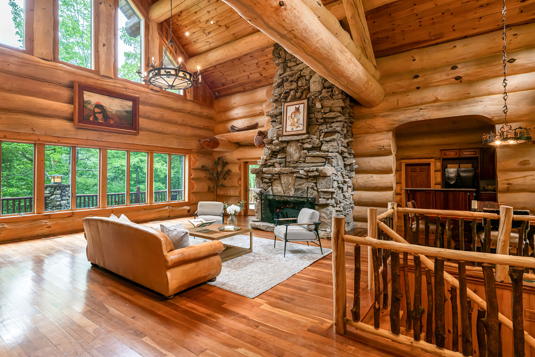 303 Flying Hawk Trail