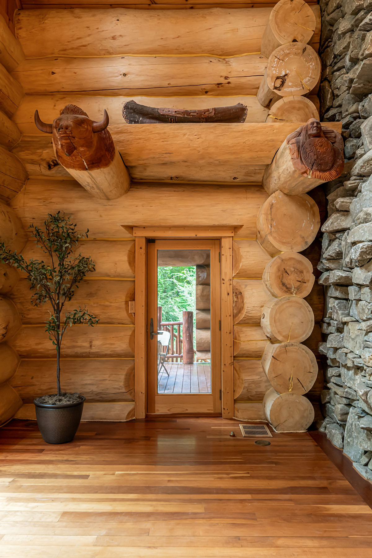 303 Flying Hawk Trail