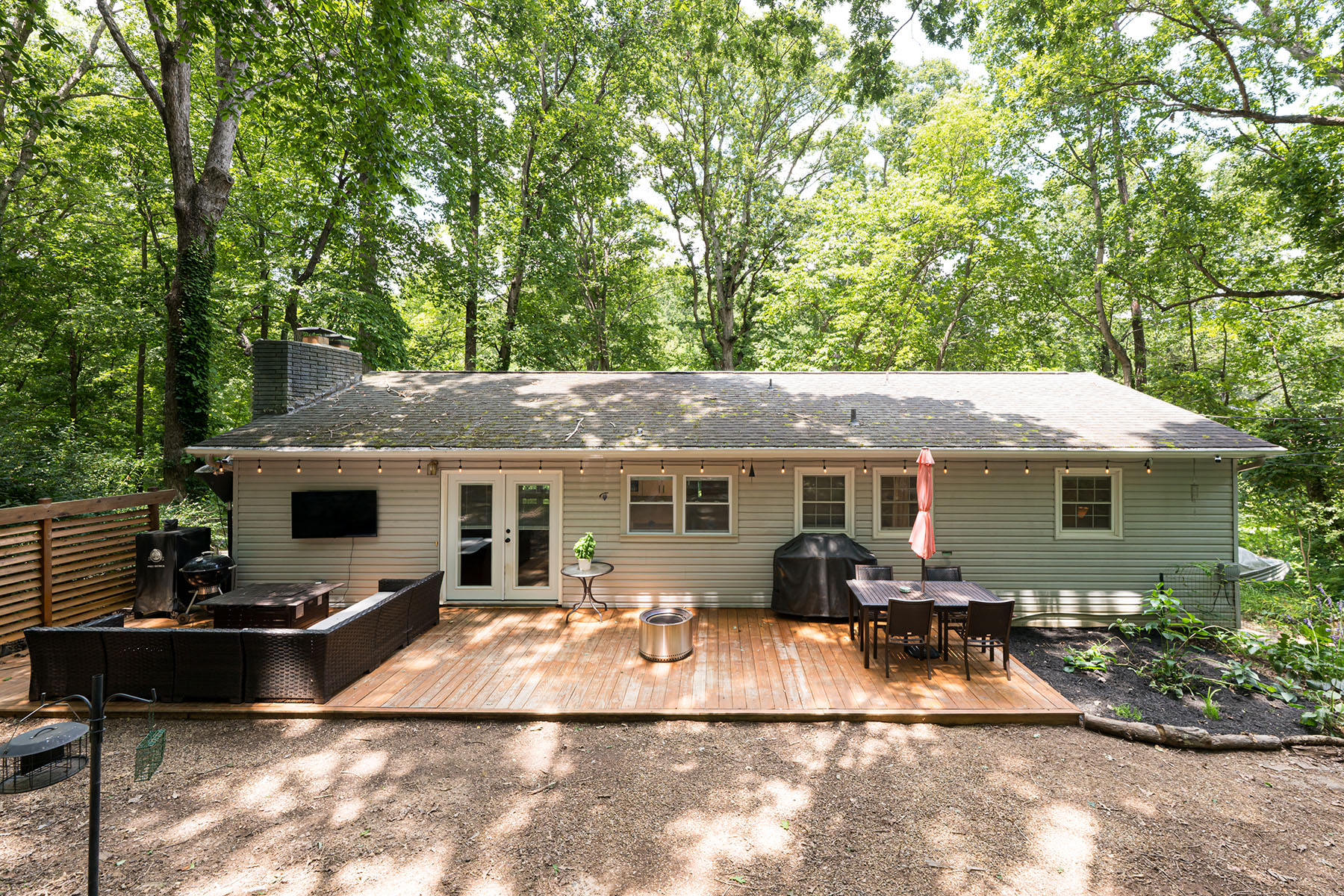 74 English Drive