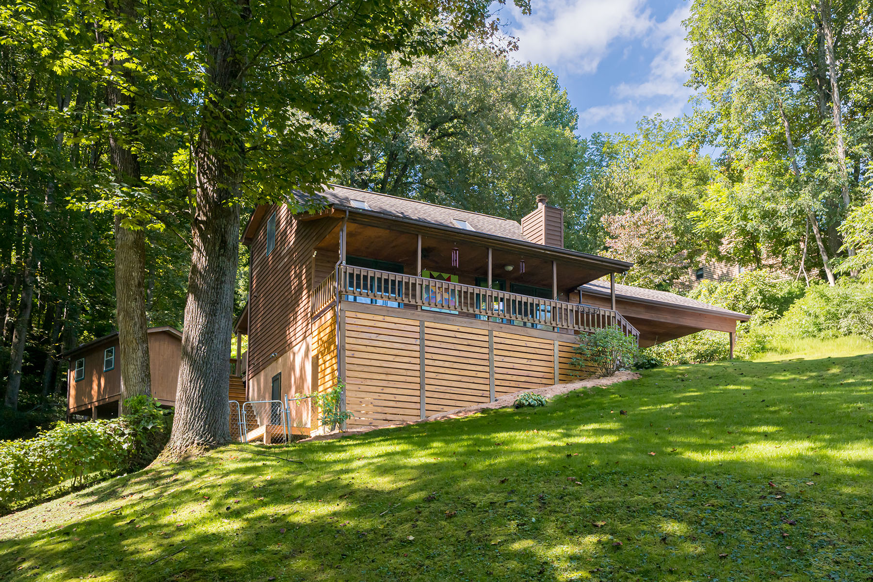 939 Mountain Lake Drive