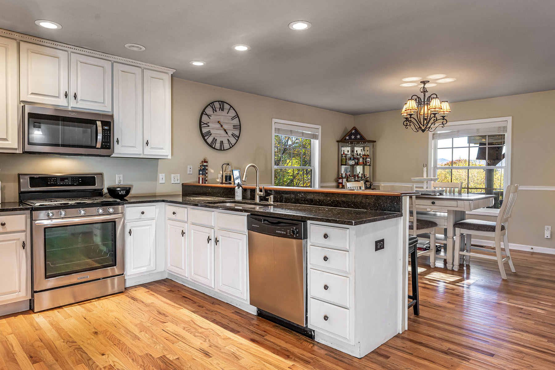 154 Presidential Drive