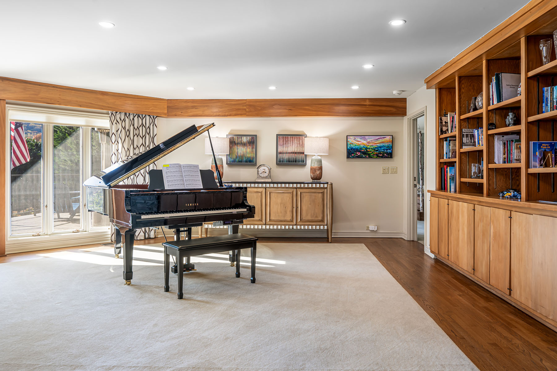 820 Laurel Ridge Drive