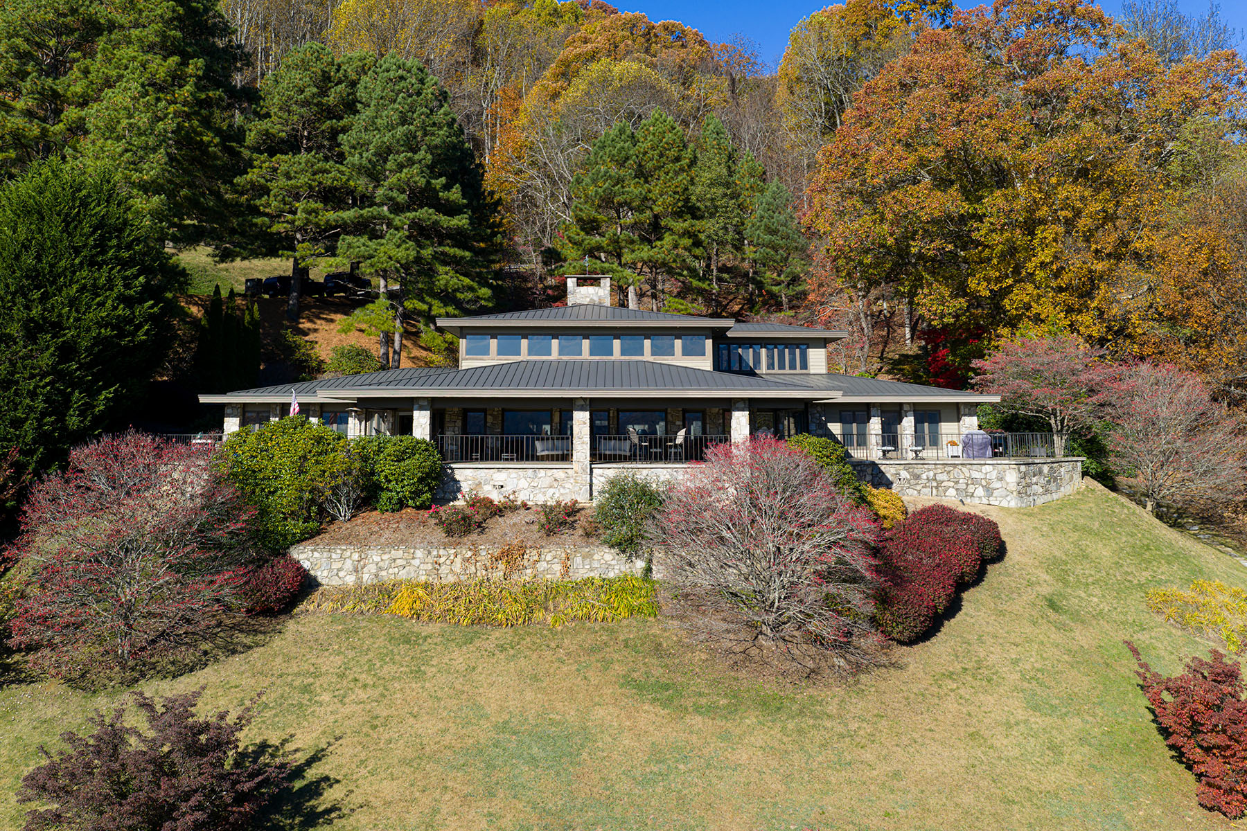820 Laurel Ridge Drive