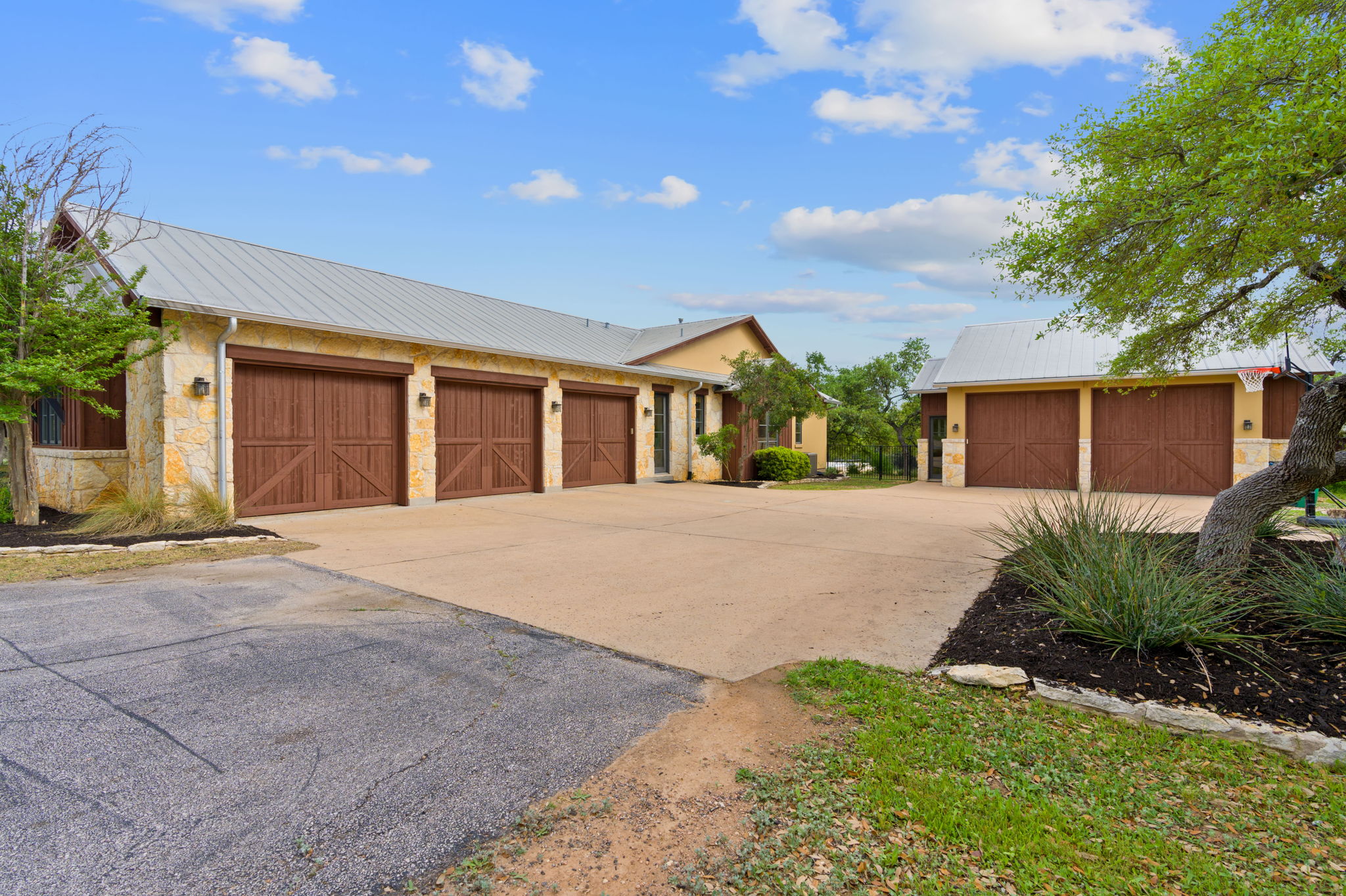 19921 Rancho Cielo Court 