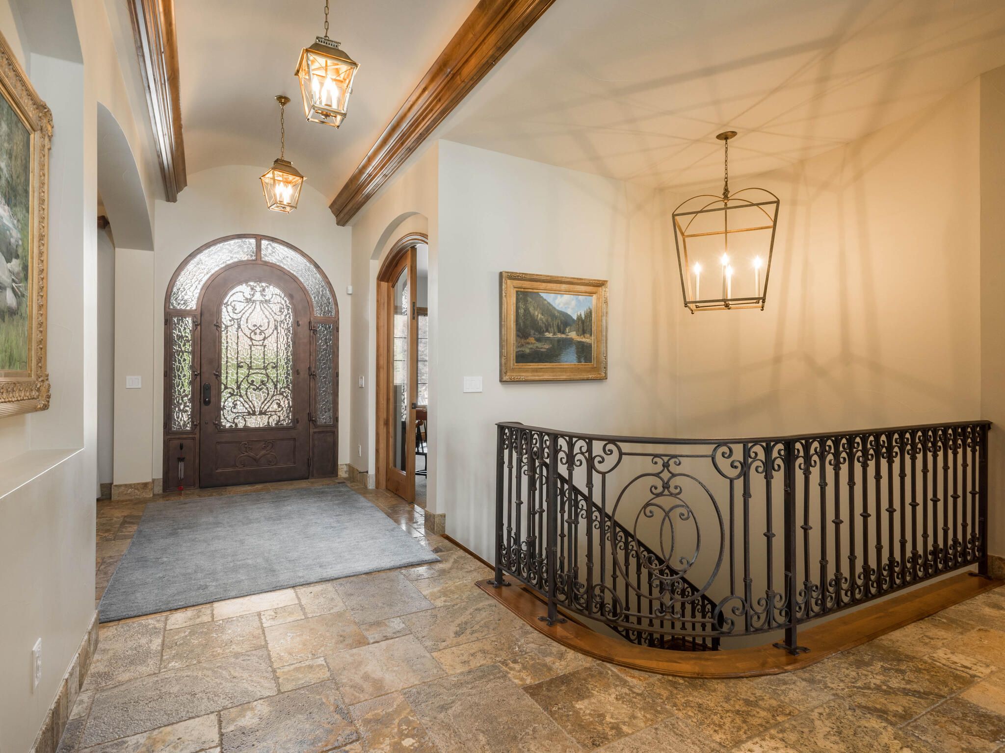 6020 S Race Court 