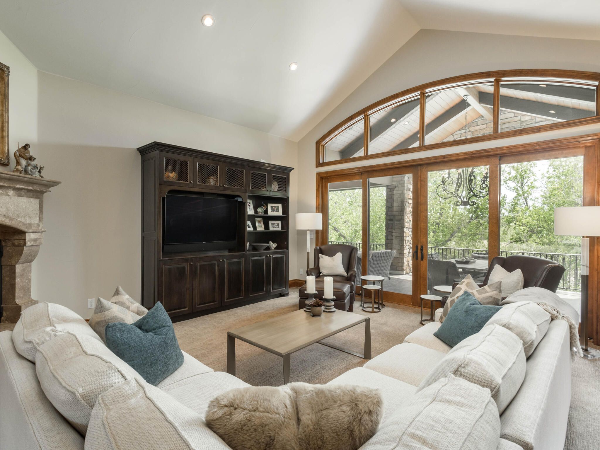 6020 S Race Court 