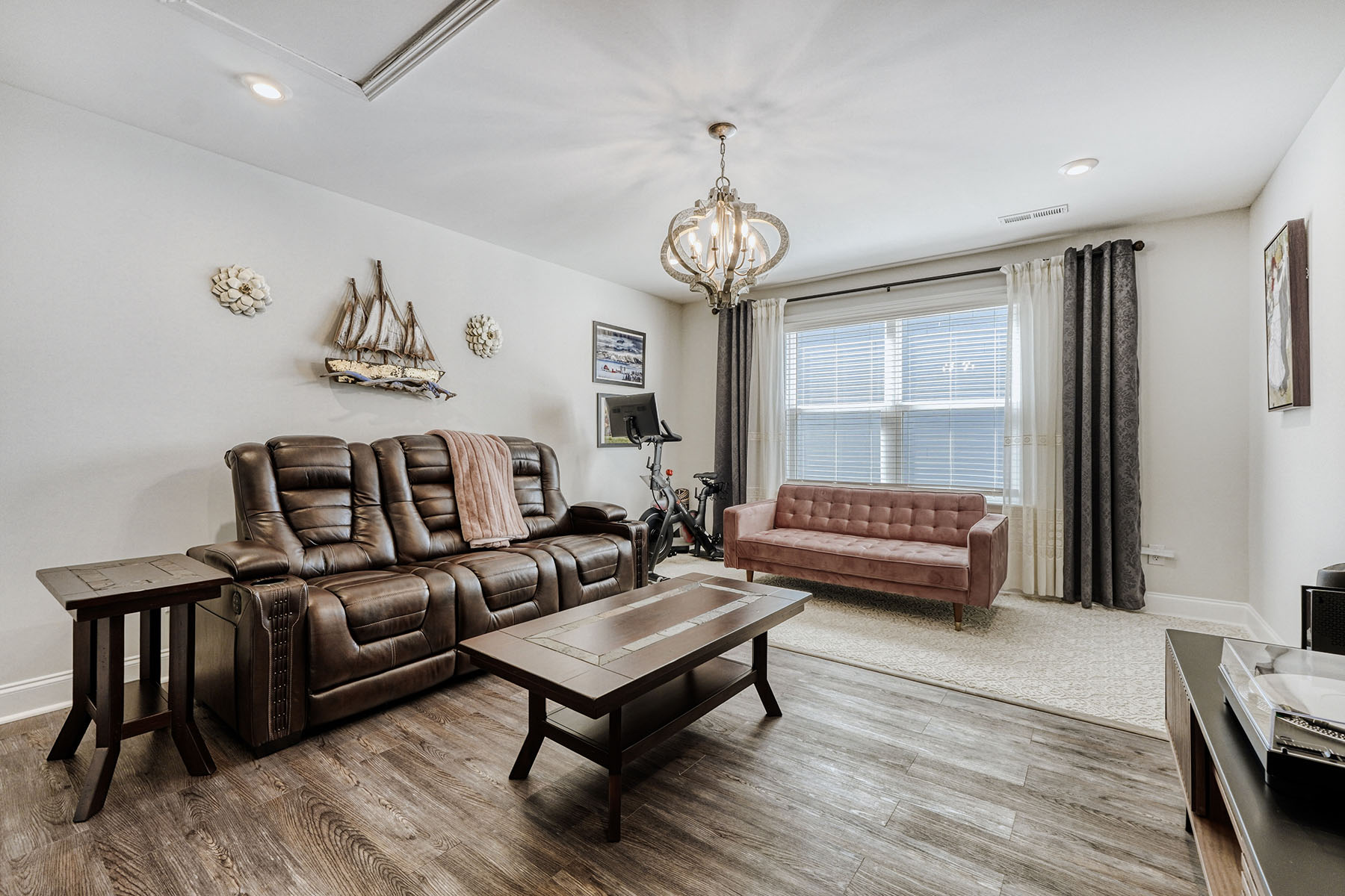 1318 Poppy Way