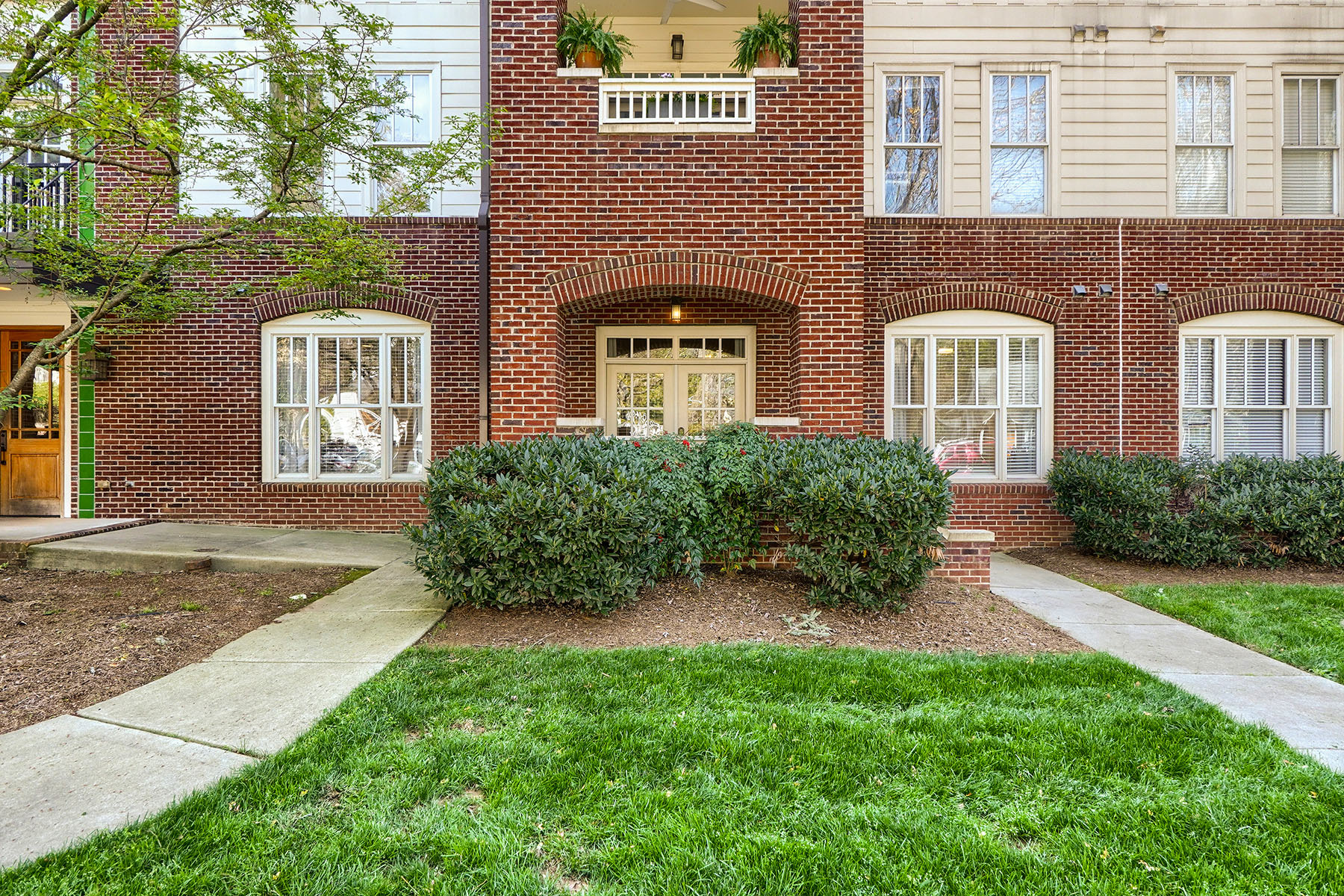 518 Clarice Avenue , 100