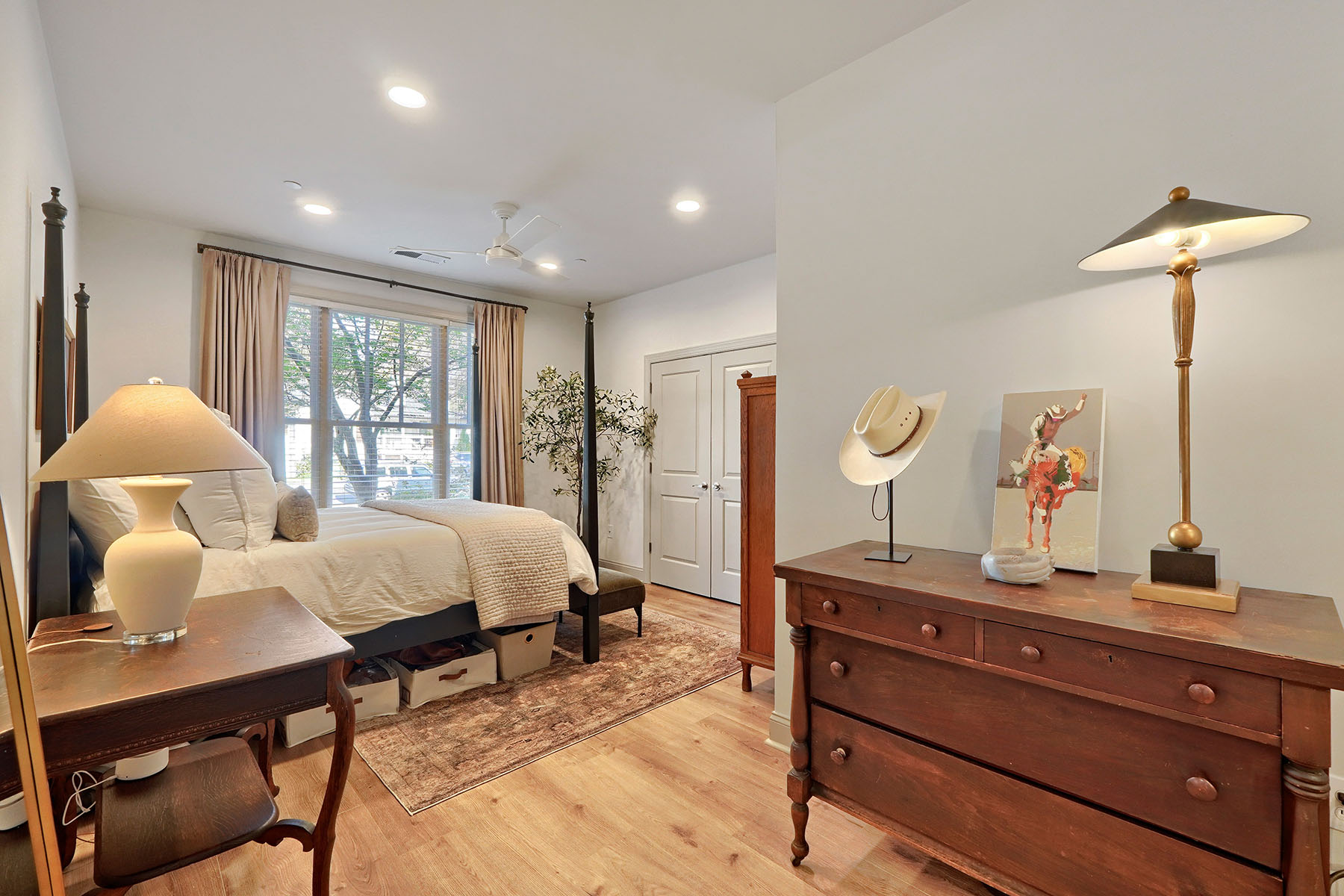 518 Clarice Avenue , 100