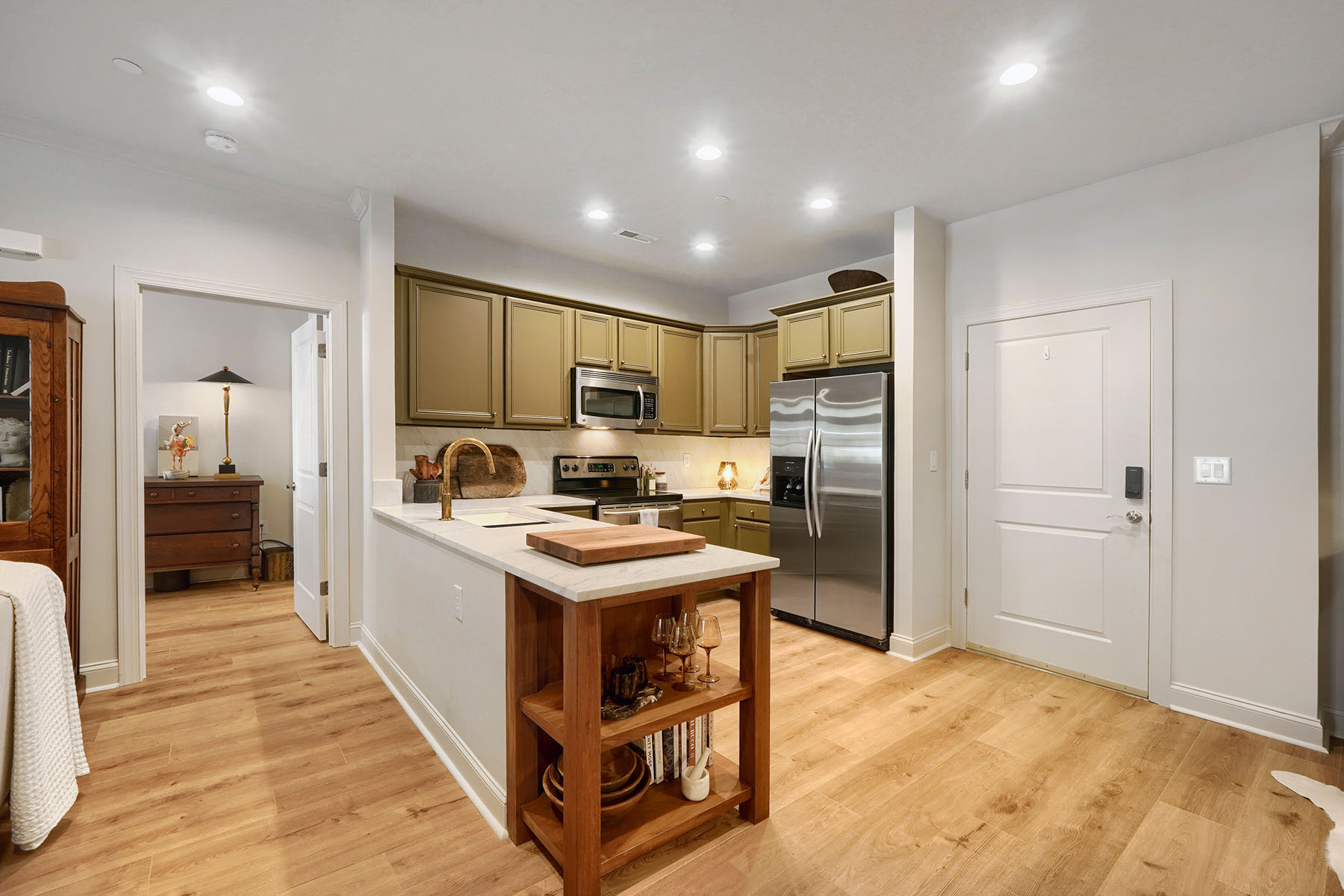 518 Clarice Avenue , 100