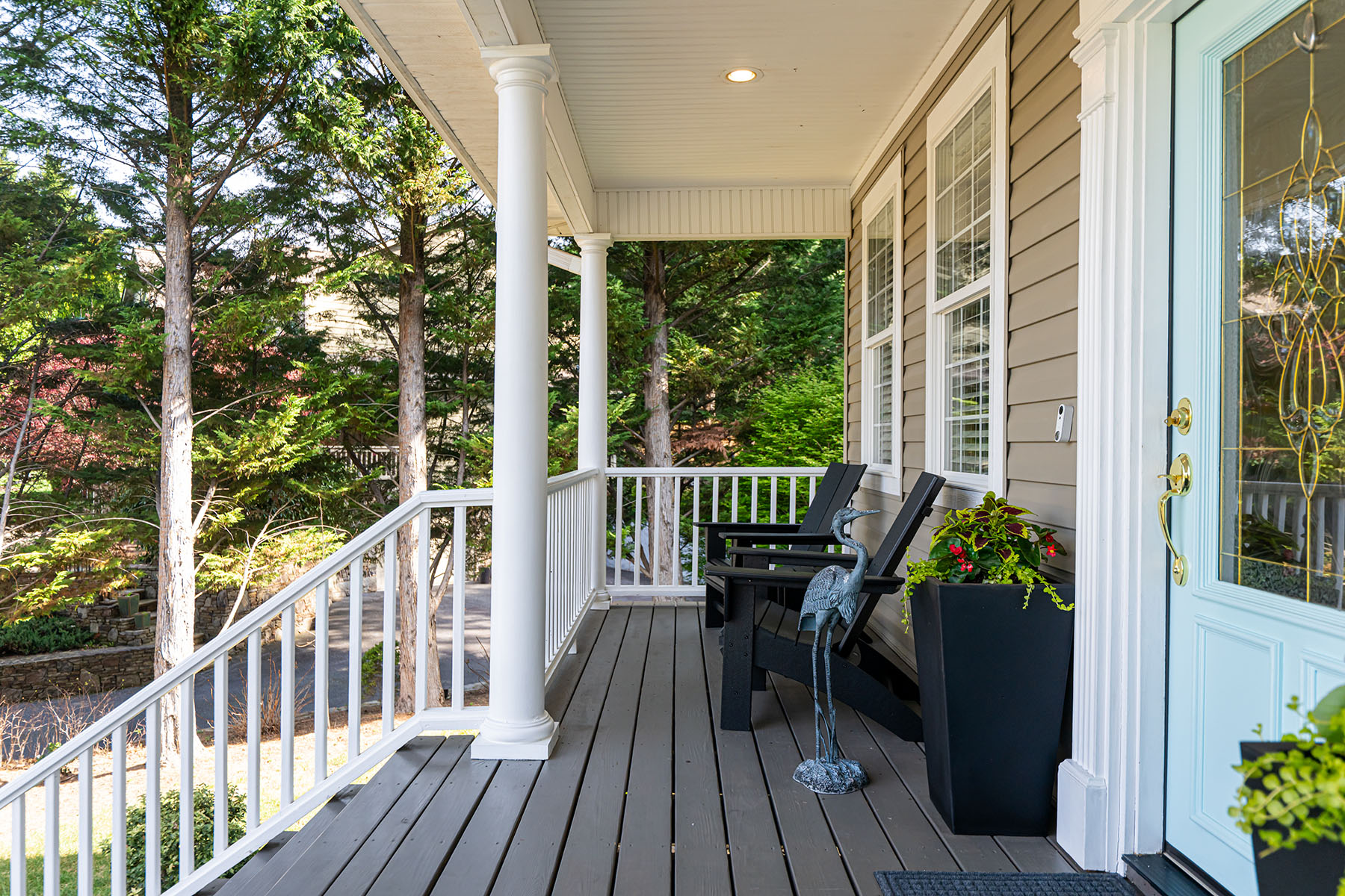 305 Woodview Court