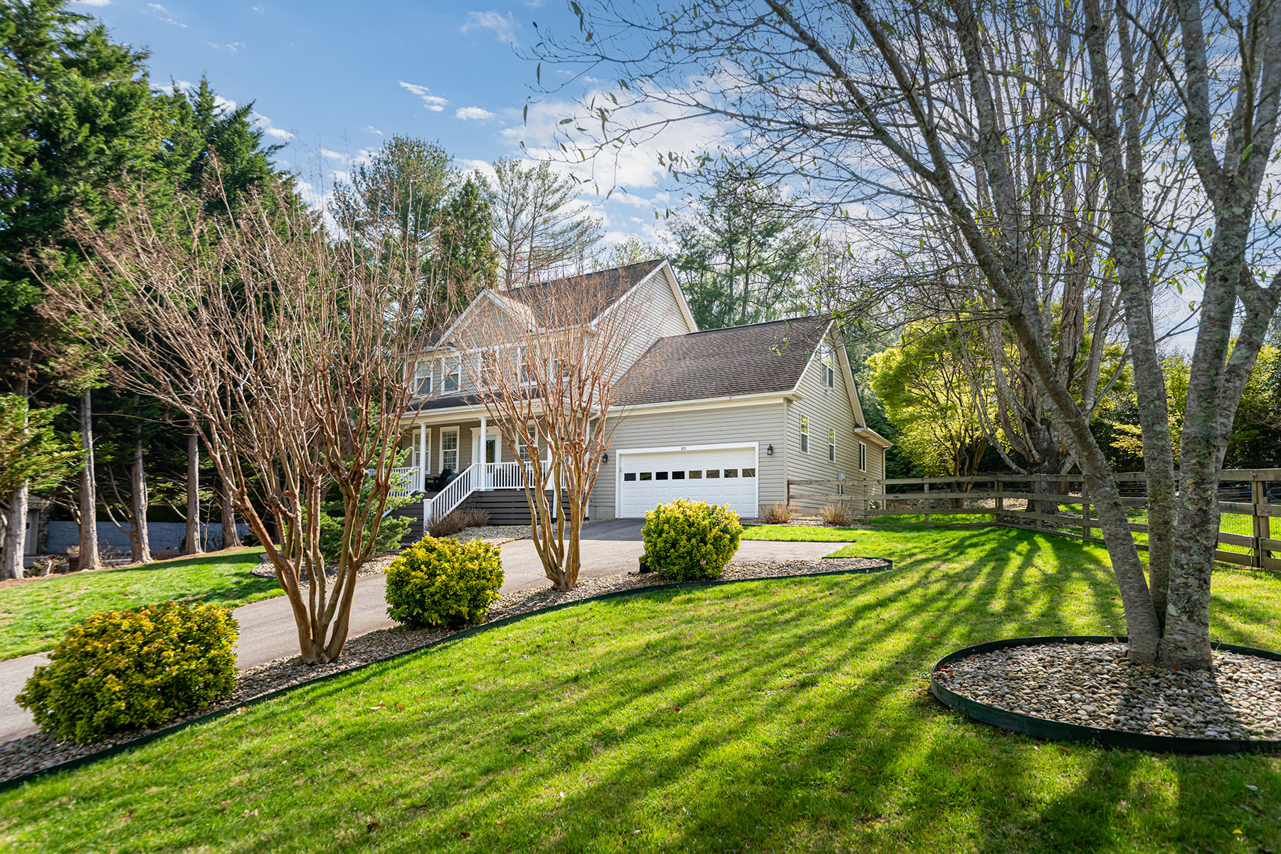 305 Woodview Court