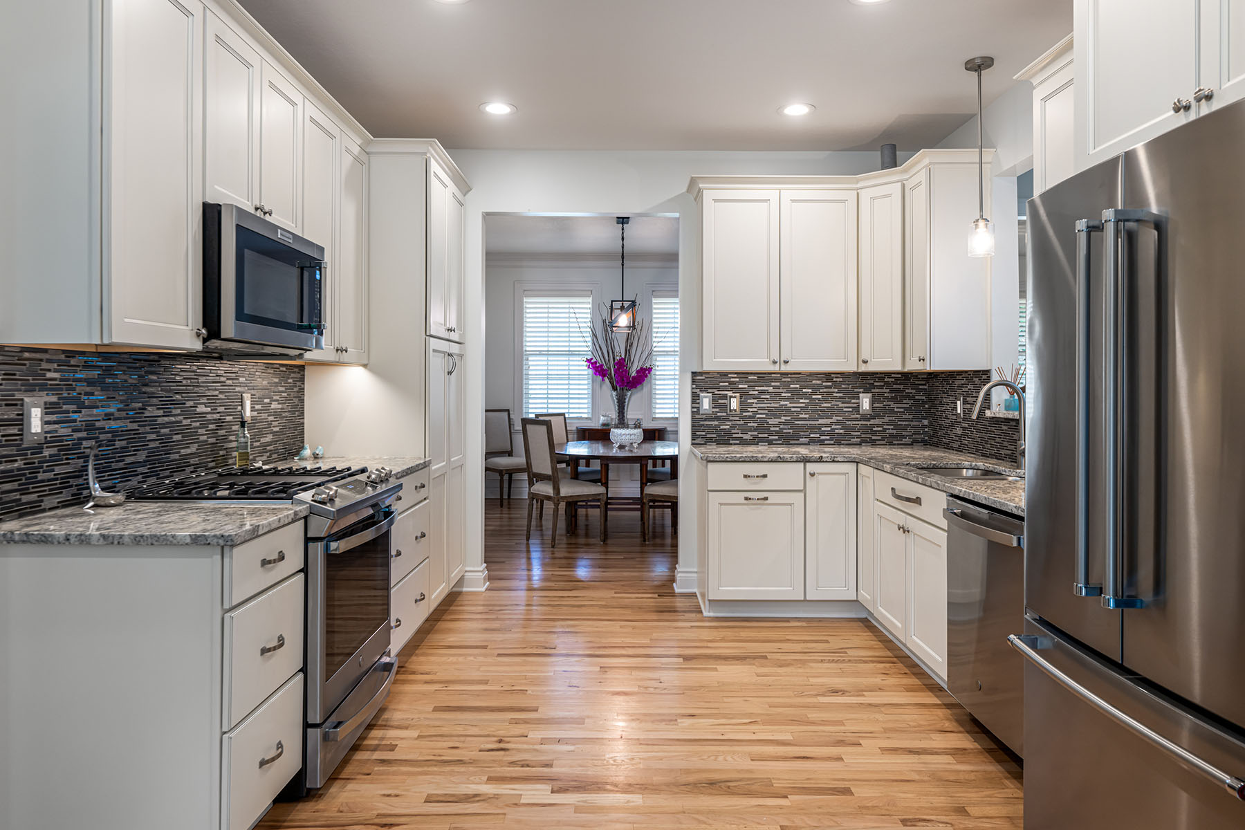 305 Woodview Court
