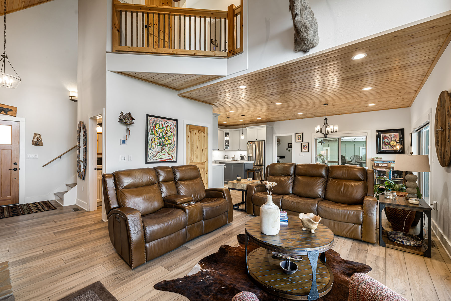 366 Signature Row Boulevard