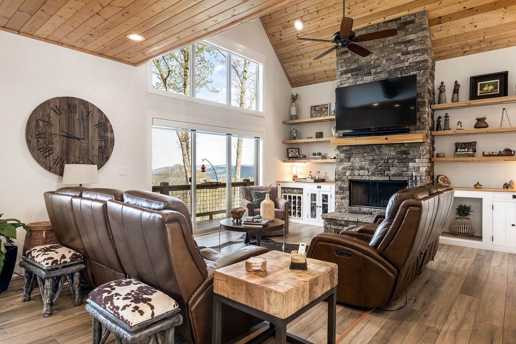 366 Signature Row Boulevard
