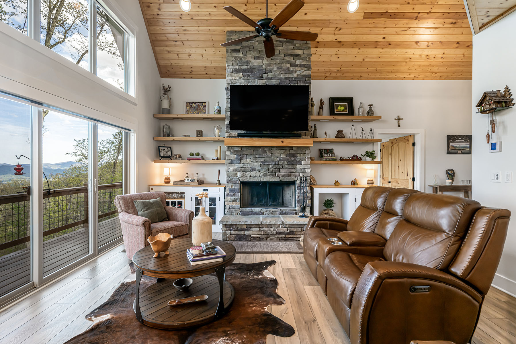 366 Signature Row Boulevard