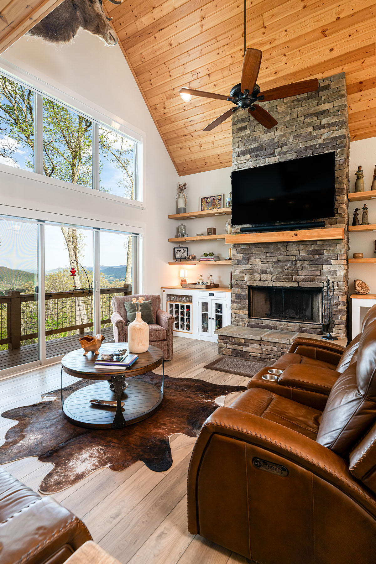 366 Signature Row Boulevard