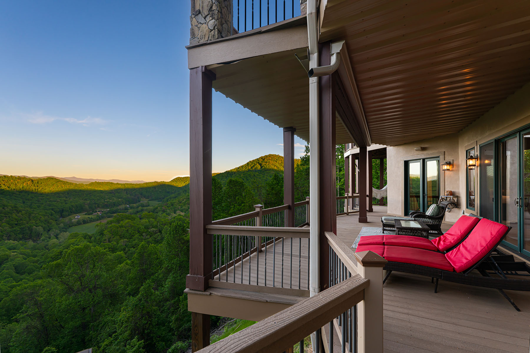 326 Summit Drive