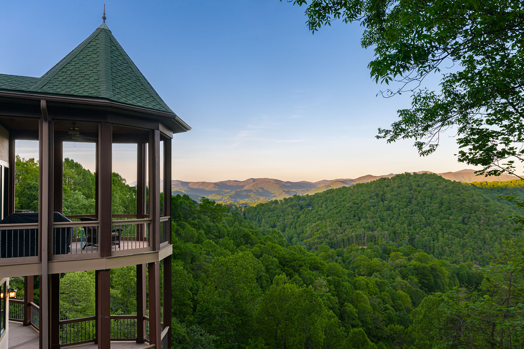 326 Summit Drive