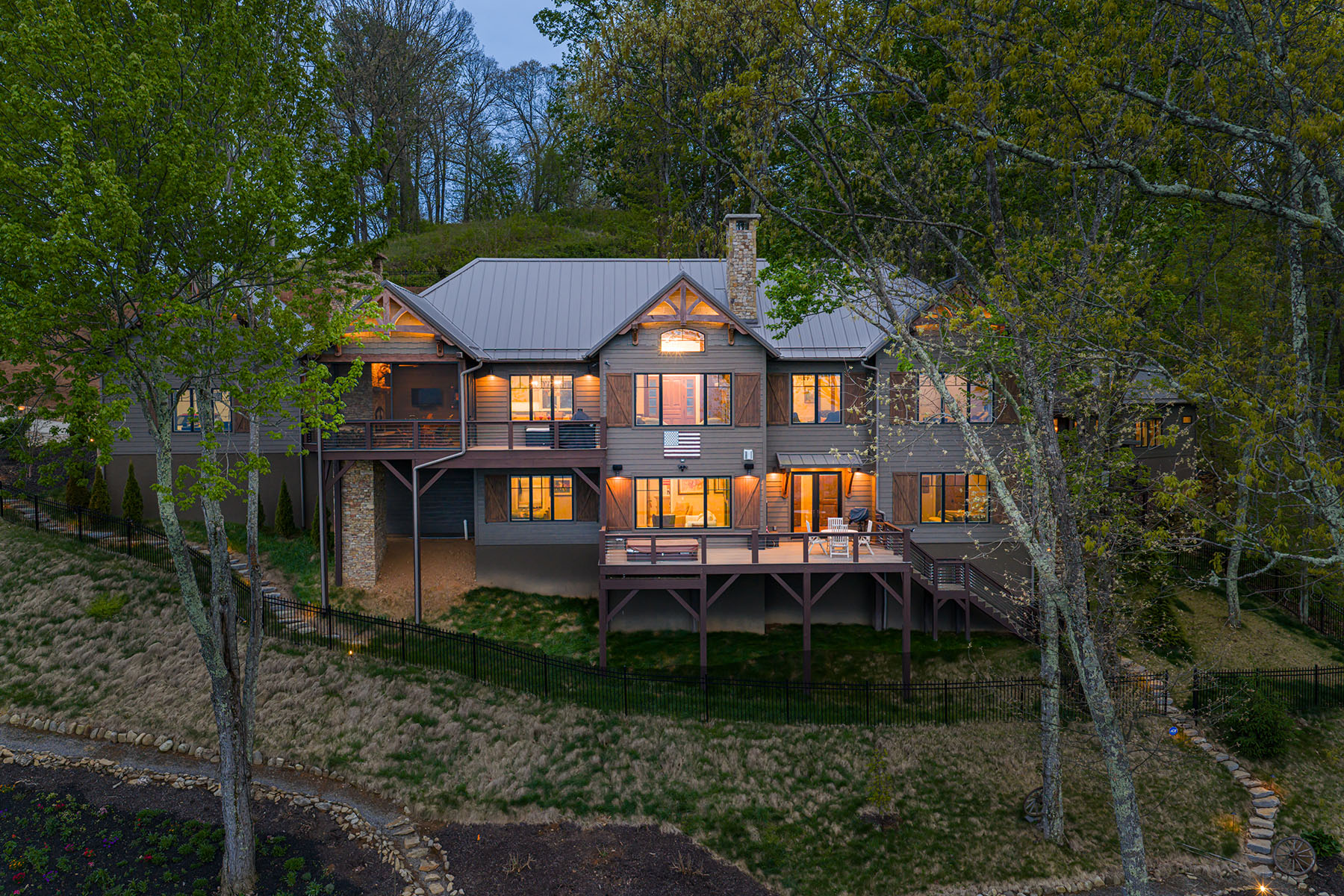 376 Wandering Trail