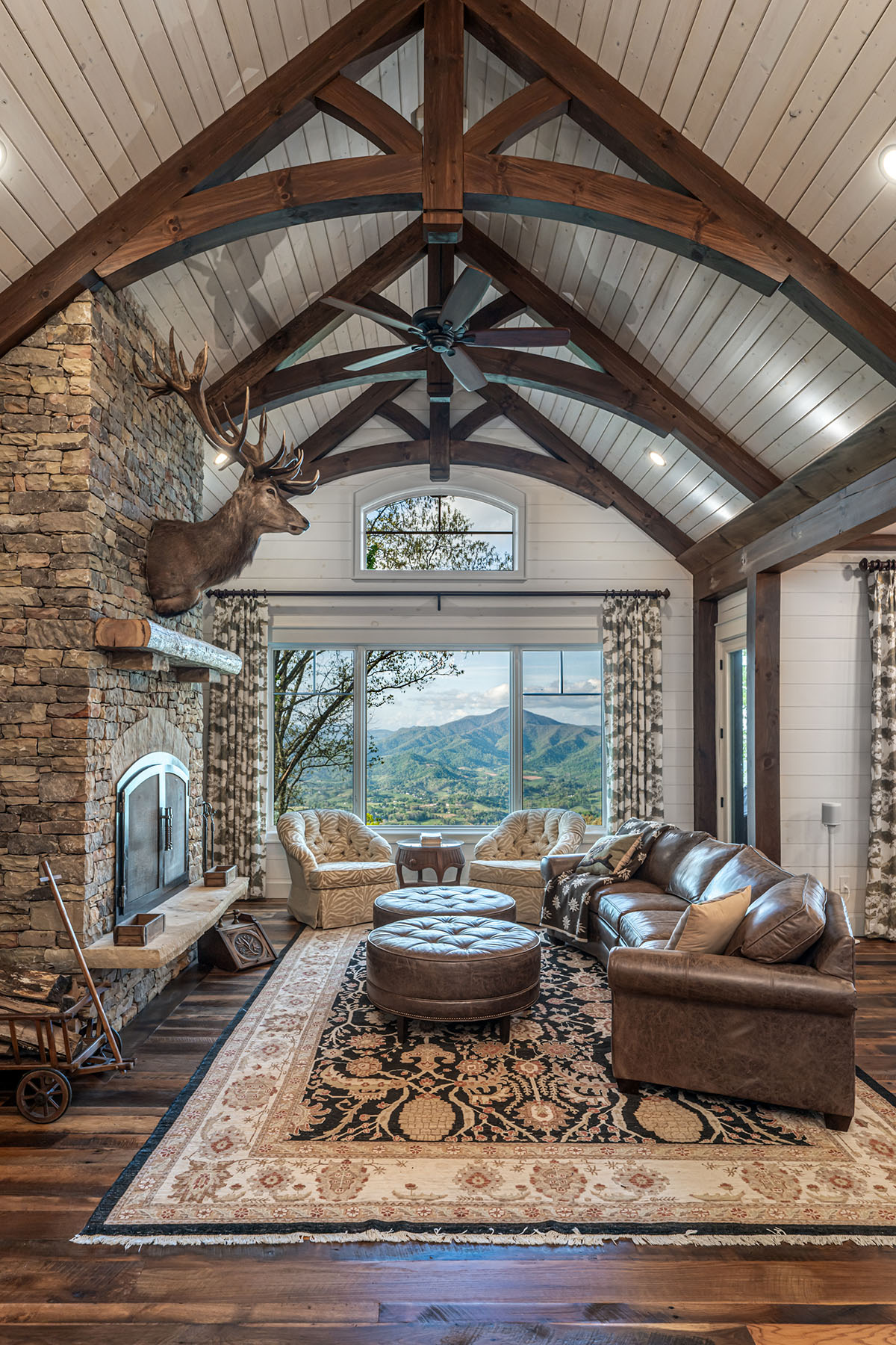 376 Wandering Trail