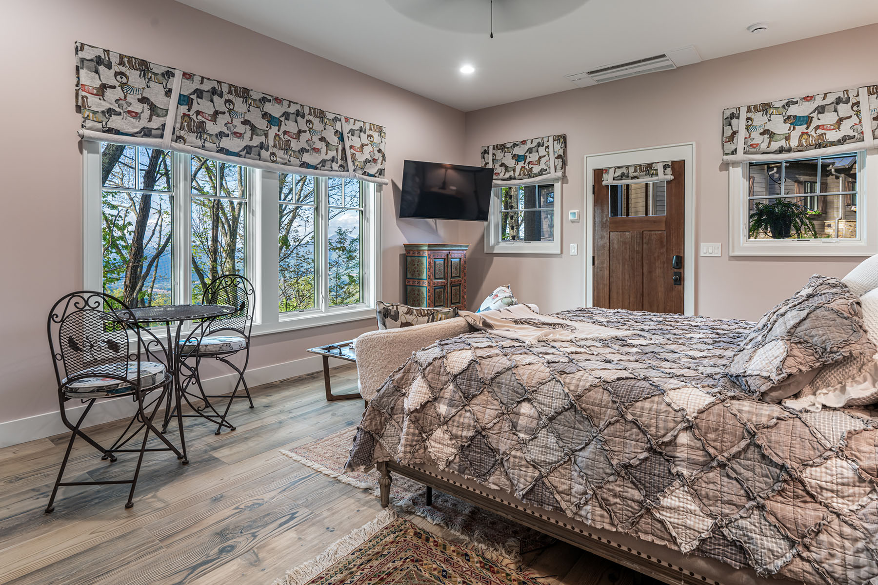 376 Wandering Trail