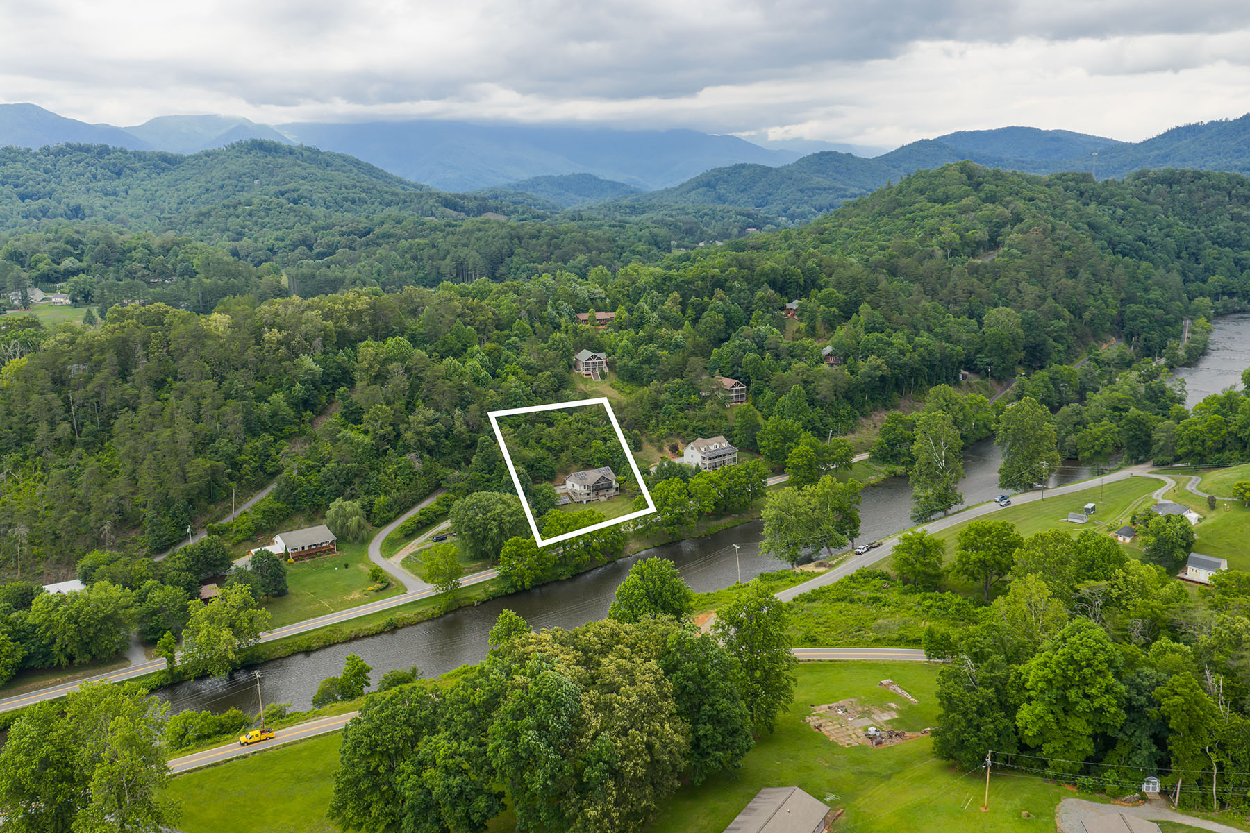 980 S River Road