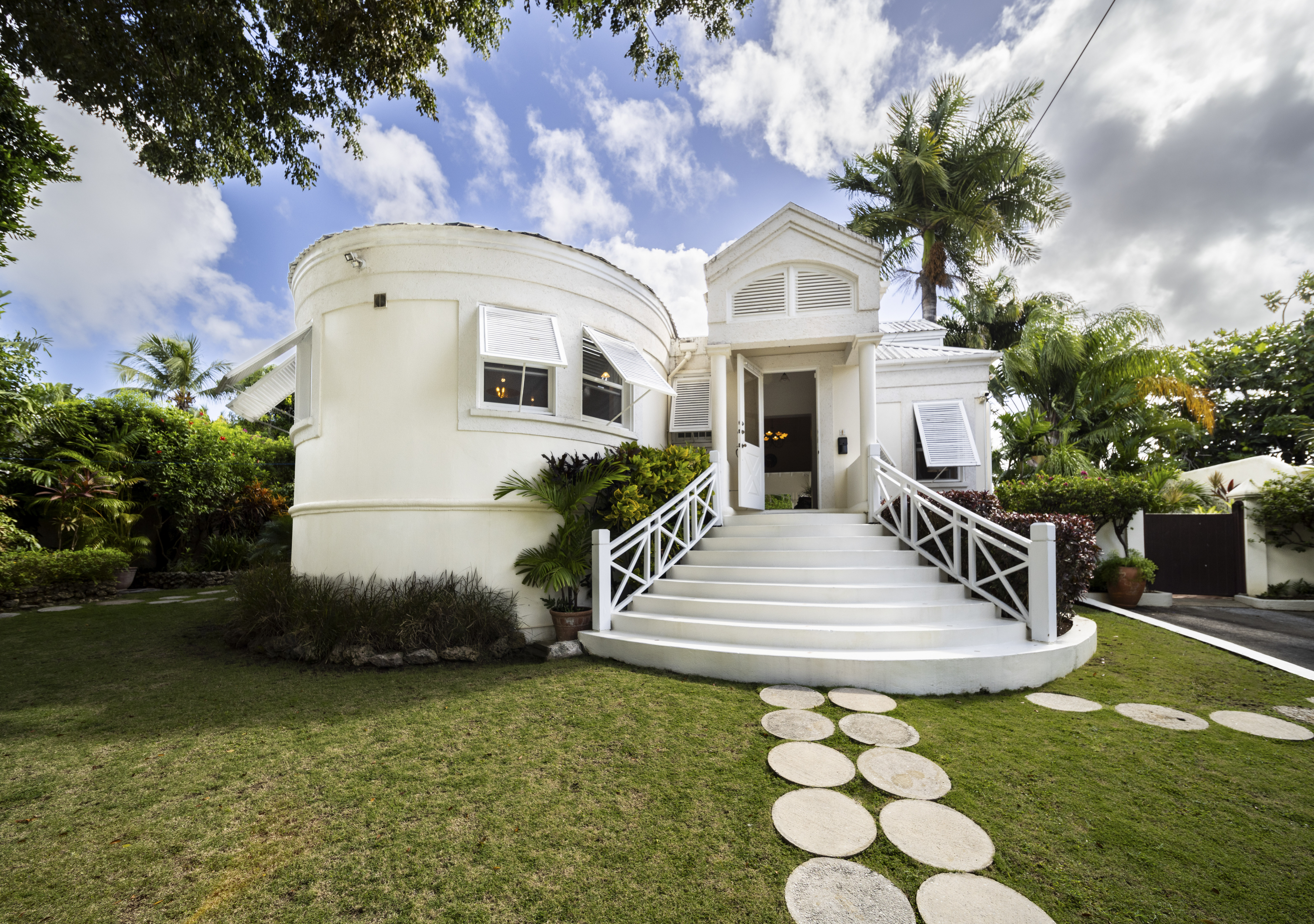 Ridgecot House
