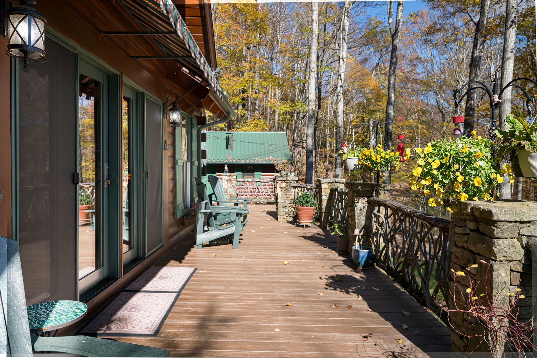 580 Flying Hawk Trail