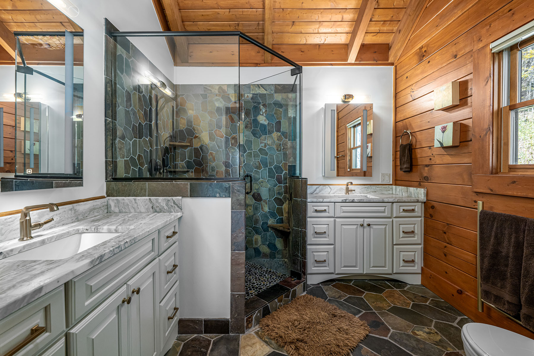 580 Flying Hawk Trail