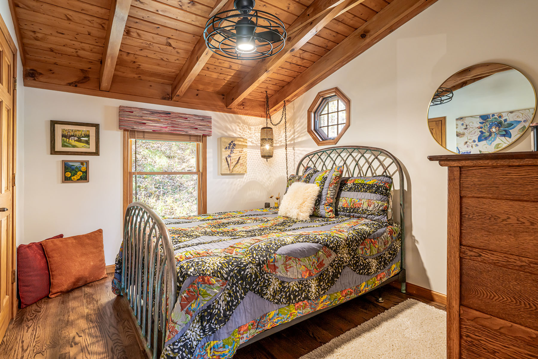 580 Flying Hawk Trail
