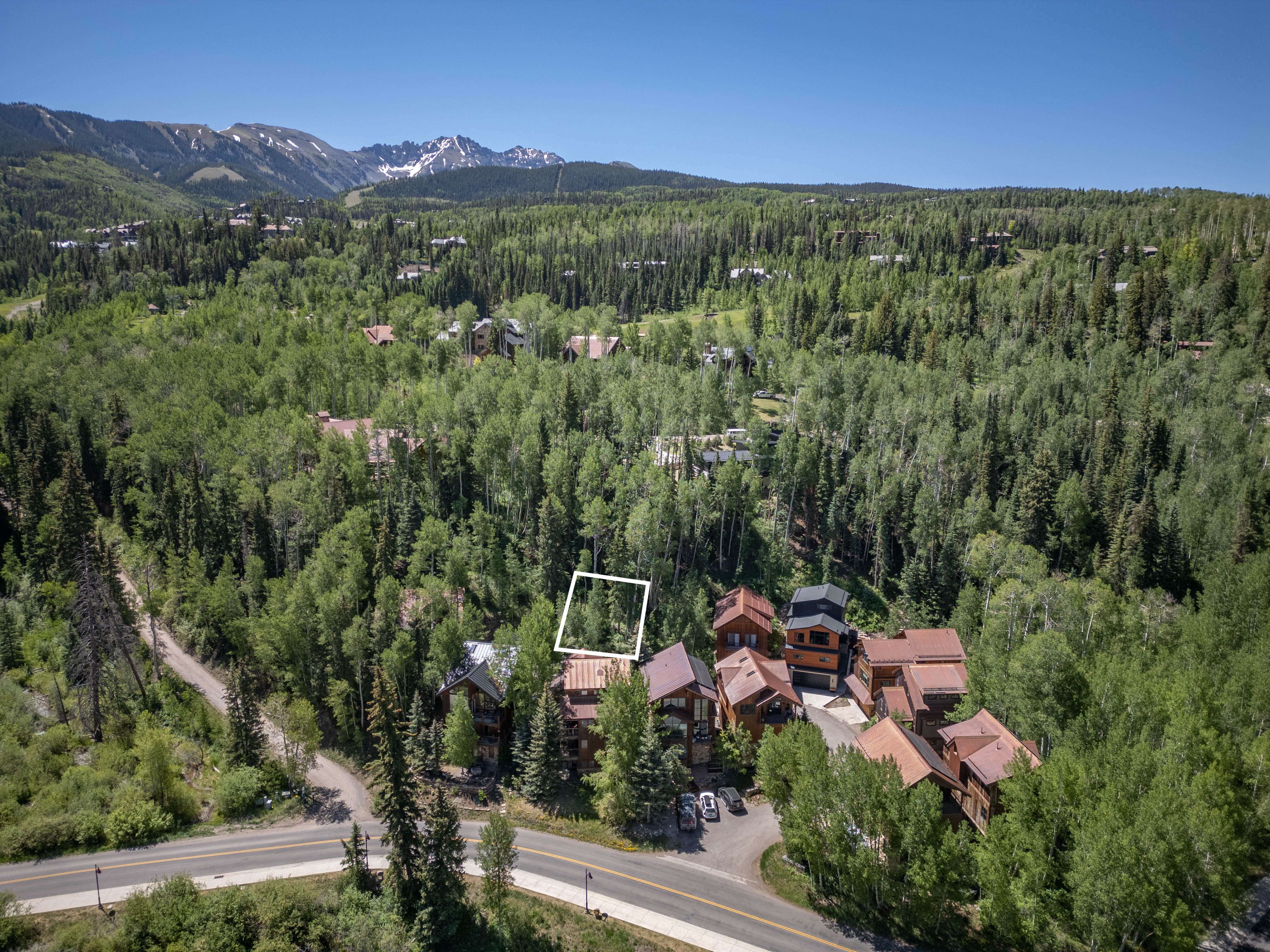 8 Spring Creek Drive 