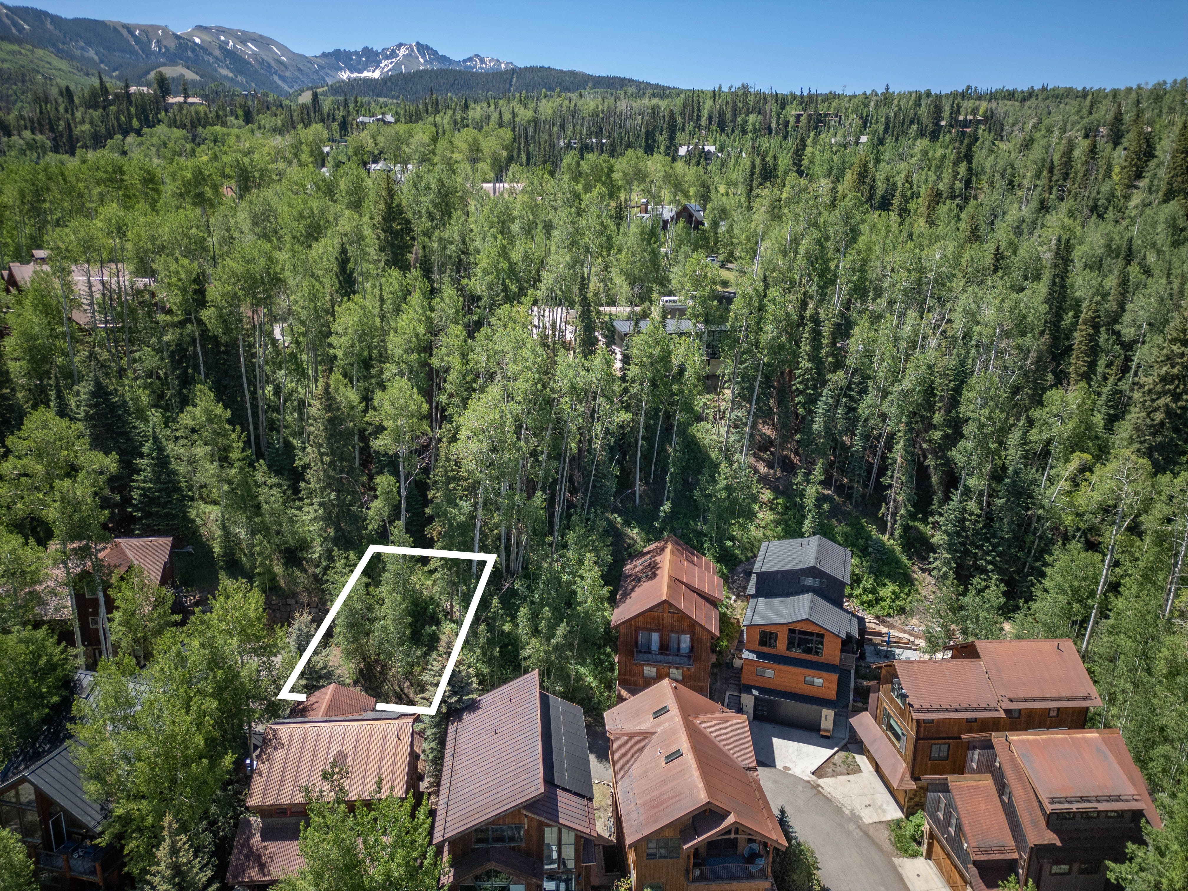 8 Spring Creek Drive 