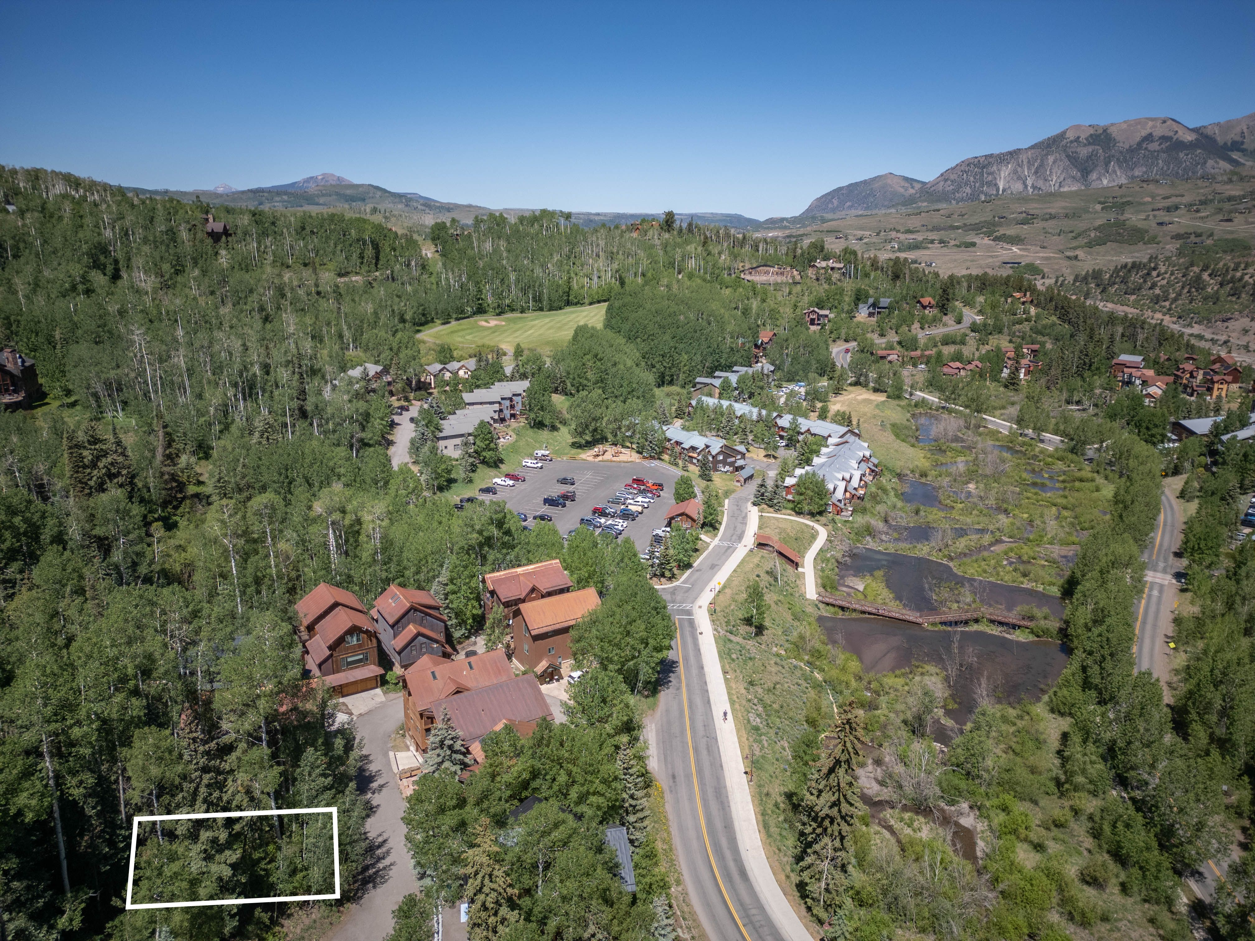 8 Spring Creek Drive 