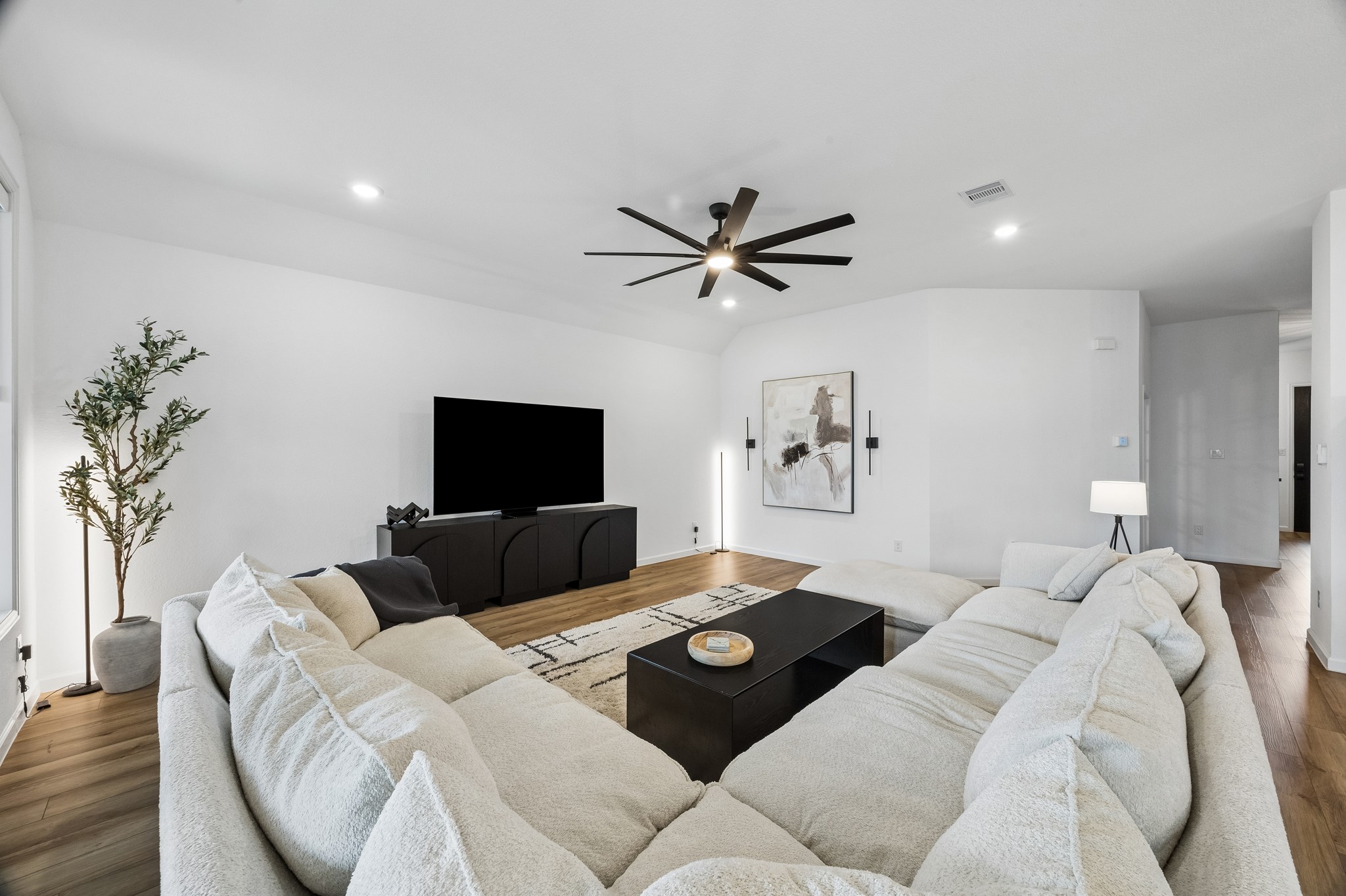 2118 Cottage Bridge Road