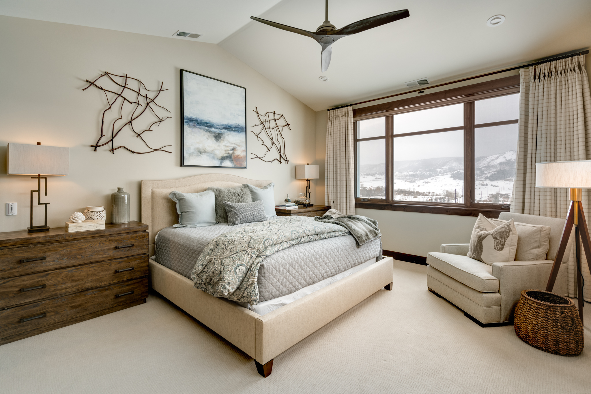 1275 Eagle Glen Drive Unit #300 