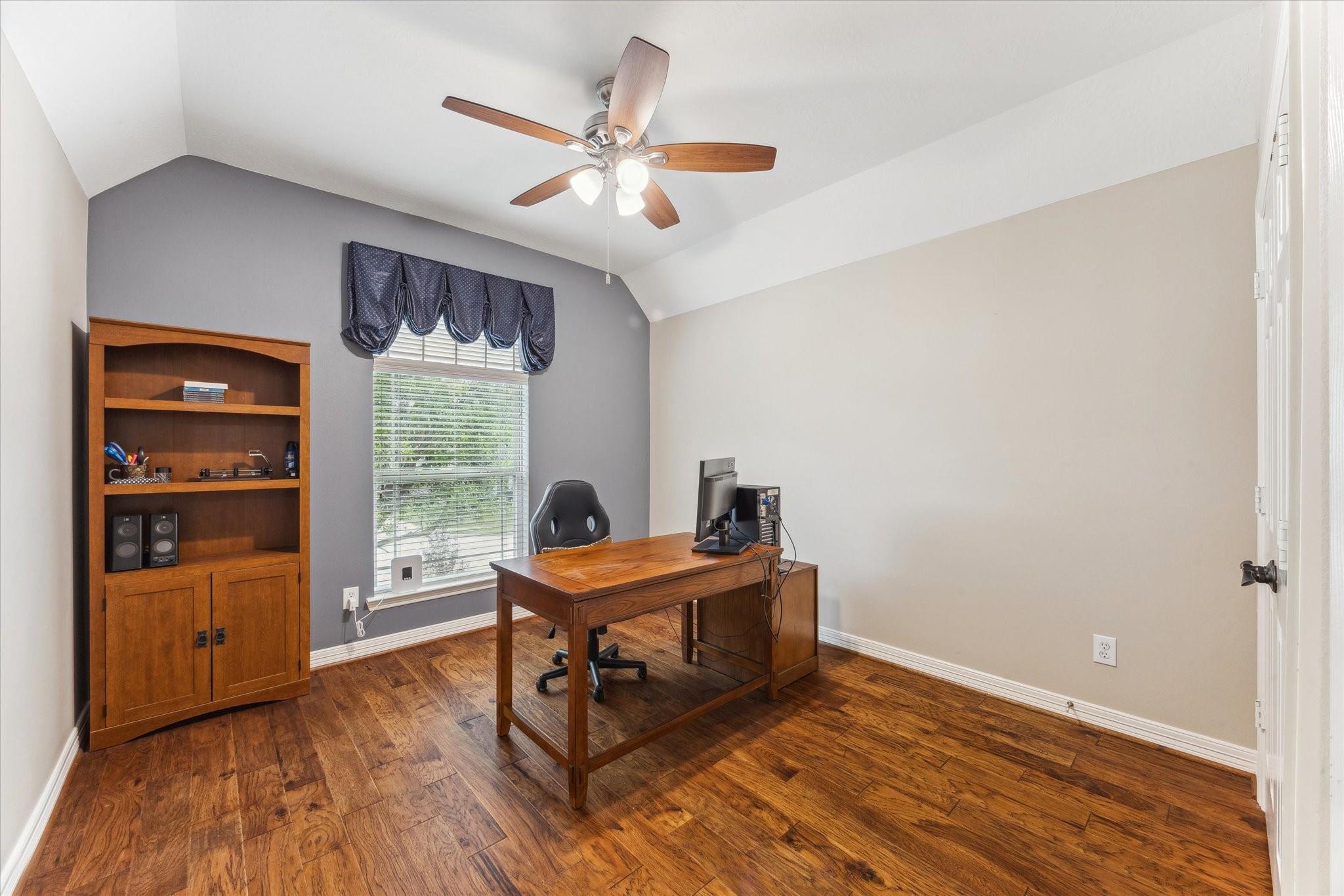 4302 Towering Oak Court