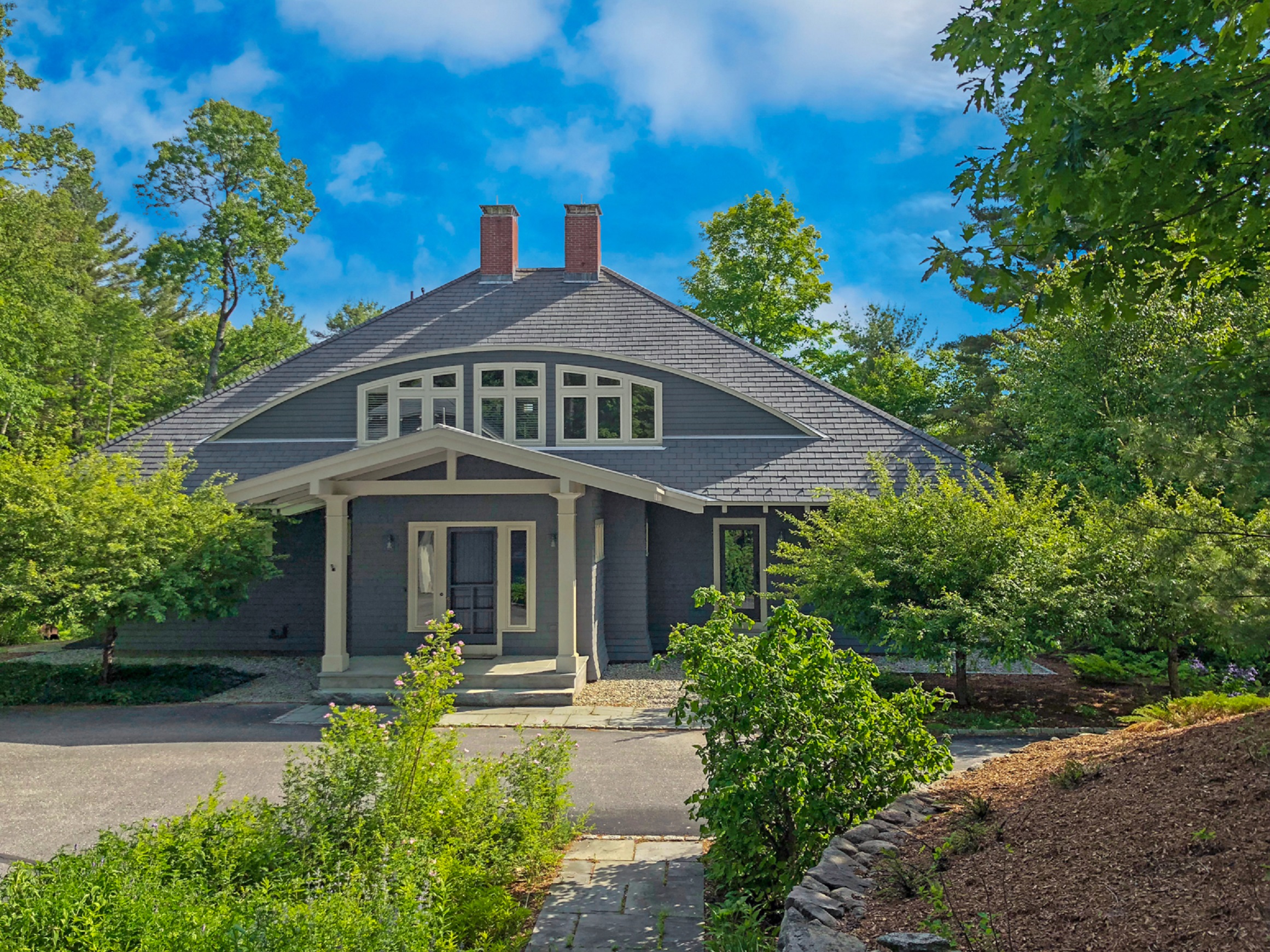 70 Lodge Lane