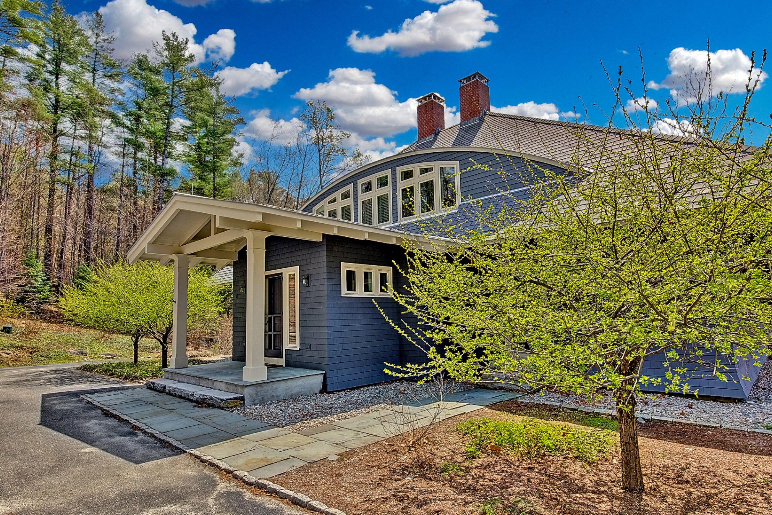 70 Lodge Lane