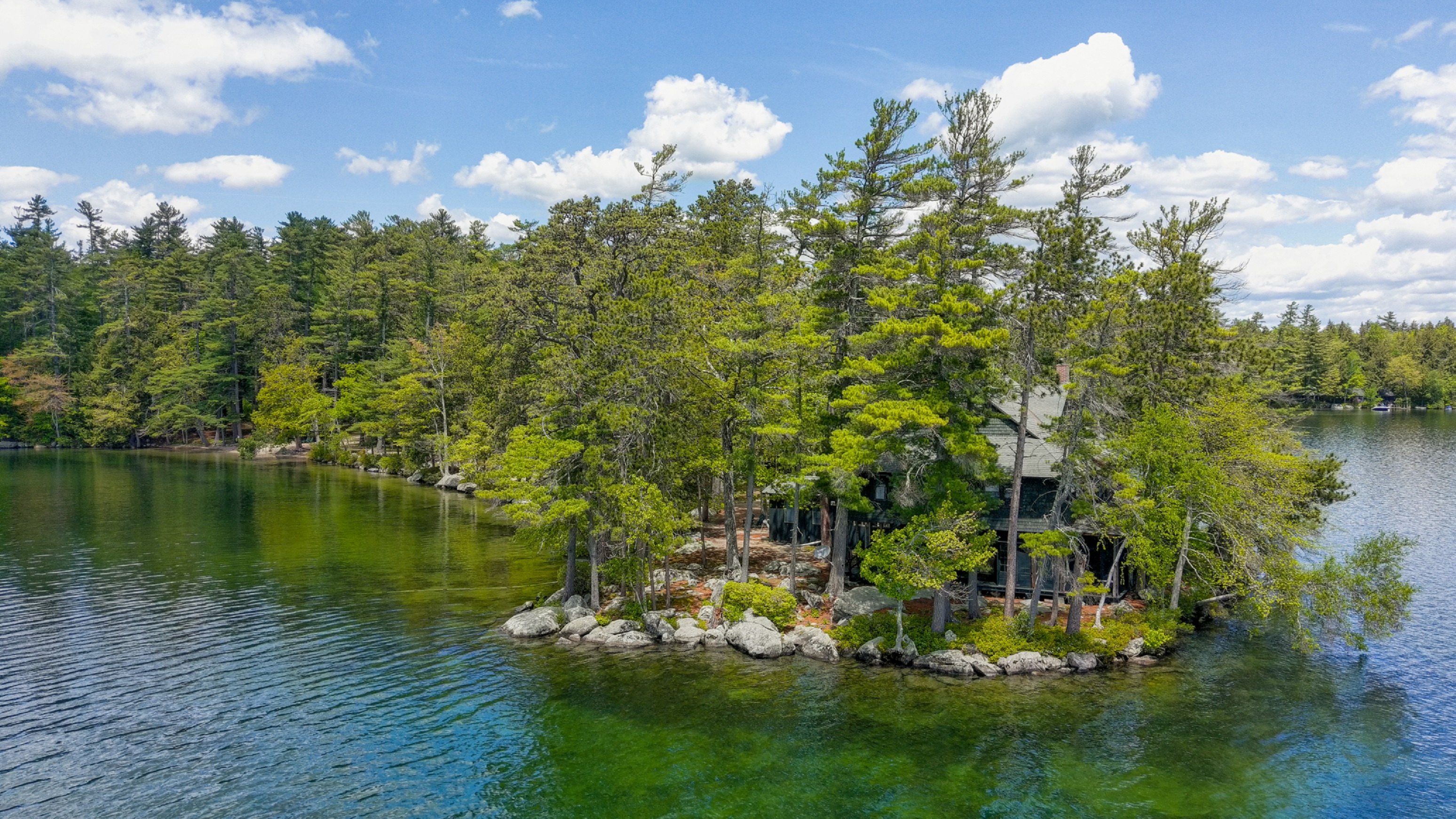 32 Gregg Point Road